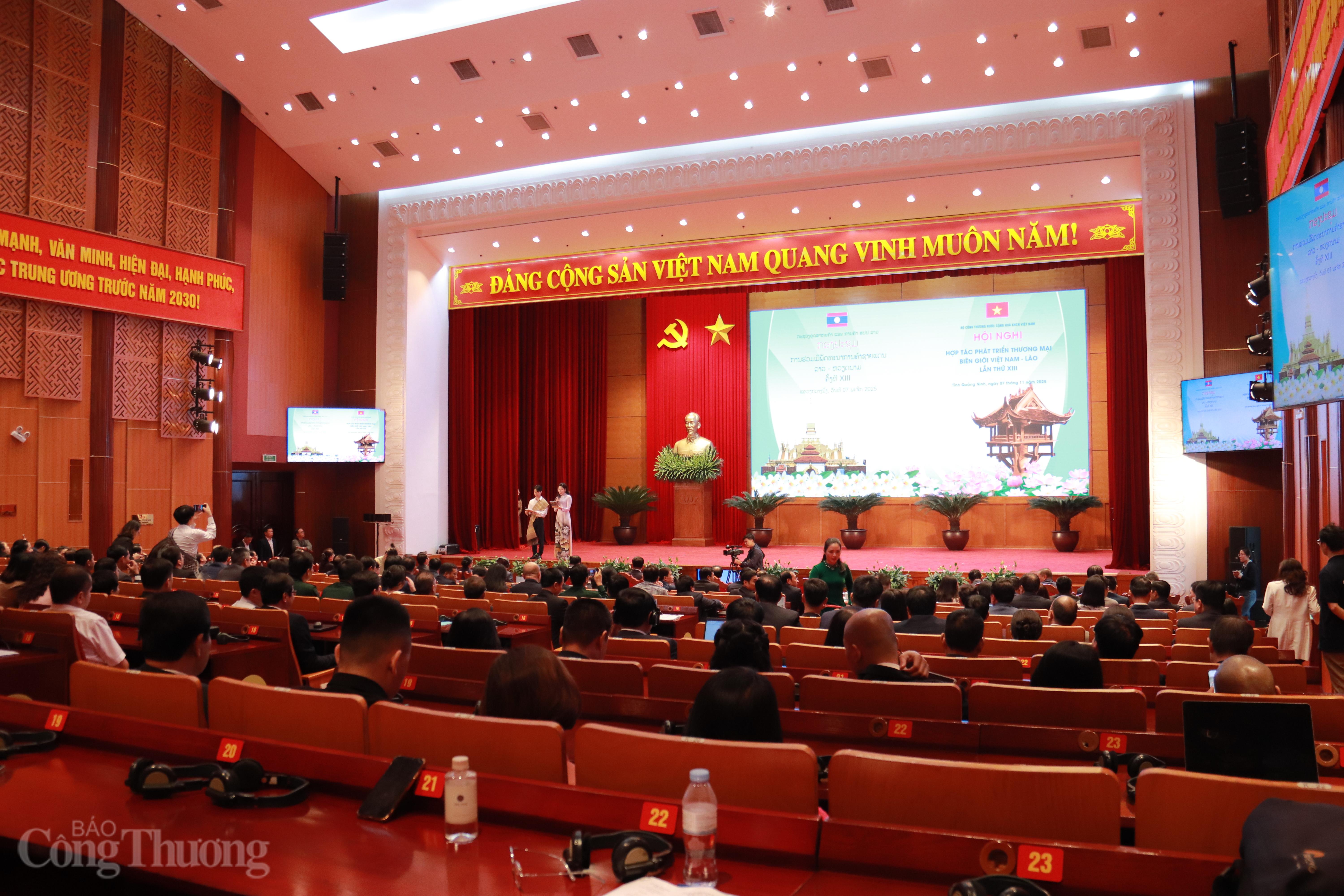 Hợp tác Việt Nam - Lào: Bứt phá mạnh cả thương mại và đầu tư