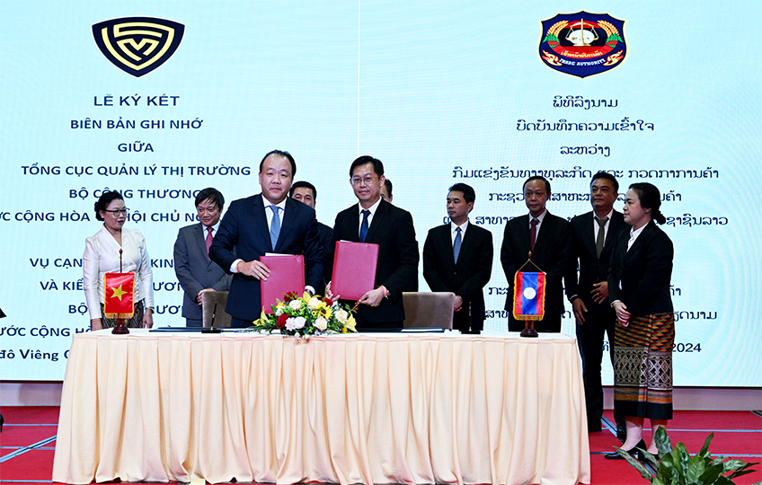 Việt Nam - Lào đẩy mạnh hợp tác phòng, chống buôn lậu, gian lận thương mại