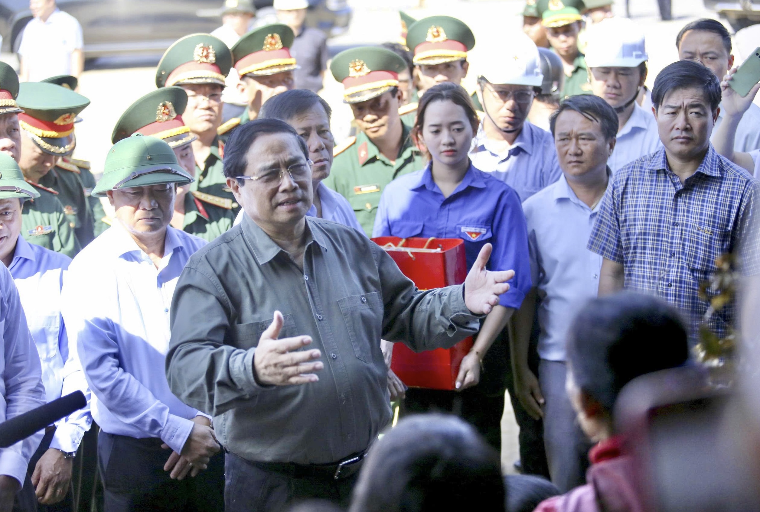 Tái định cư với người dân tại khu vực nguy hiểm, nguy cơ cao