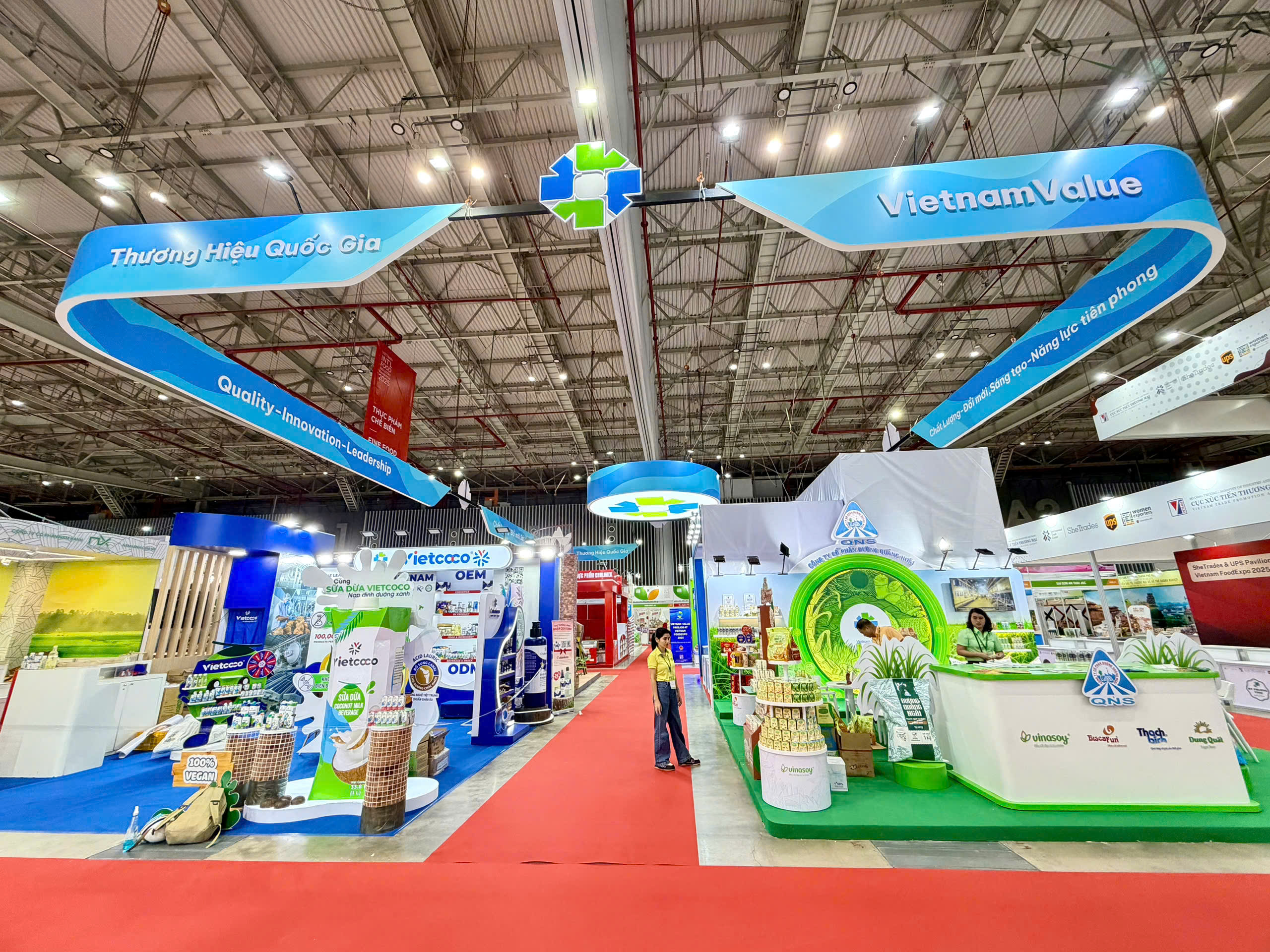 Vietnam Foodexpo 2025: Ấn tượng gian hàng Thương hiệu Quốc gia