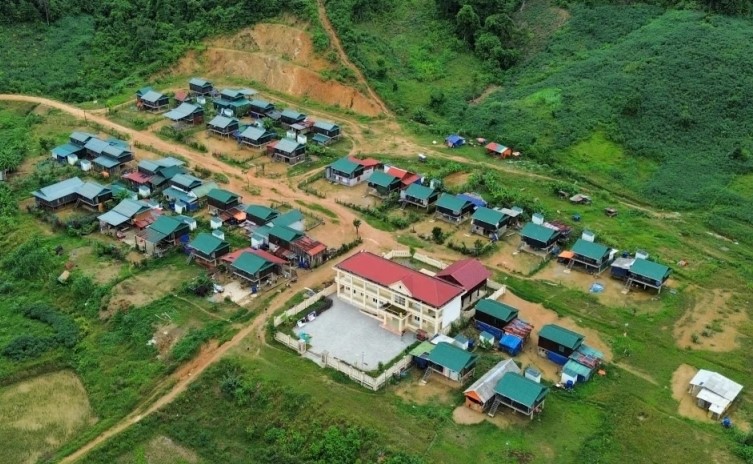 Thủ tướng yêu cầu đảm bảo điện và nguồn cung hàng thiết yếu sau mưa lũ