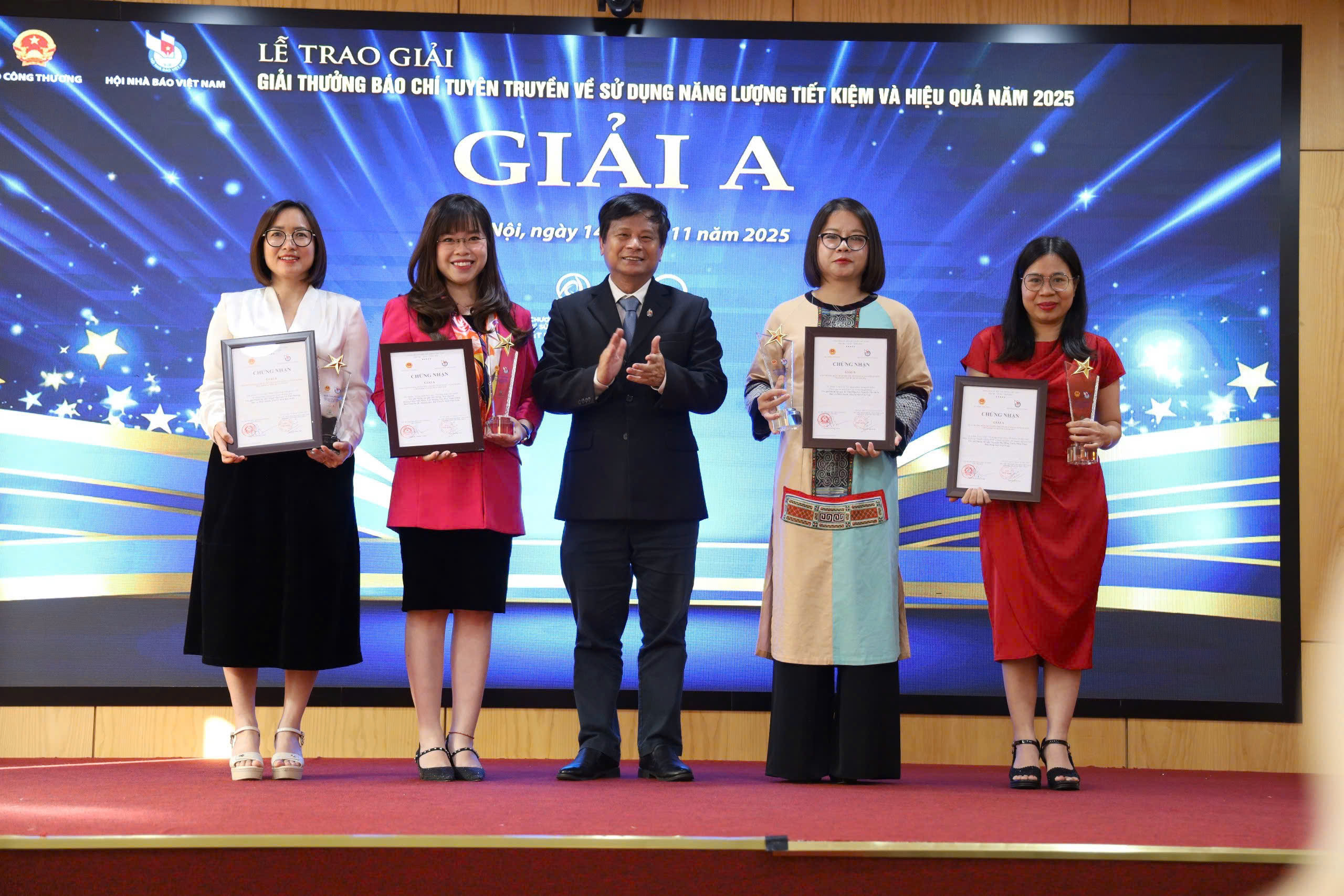 40 tác phẩm được vinh danh tại Giải báo chí về sử dụng năng lượng tiết kiệm, hiệu quả