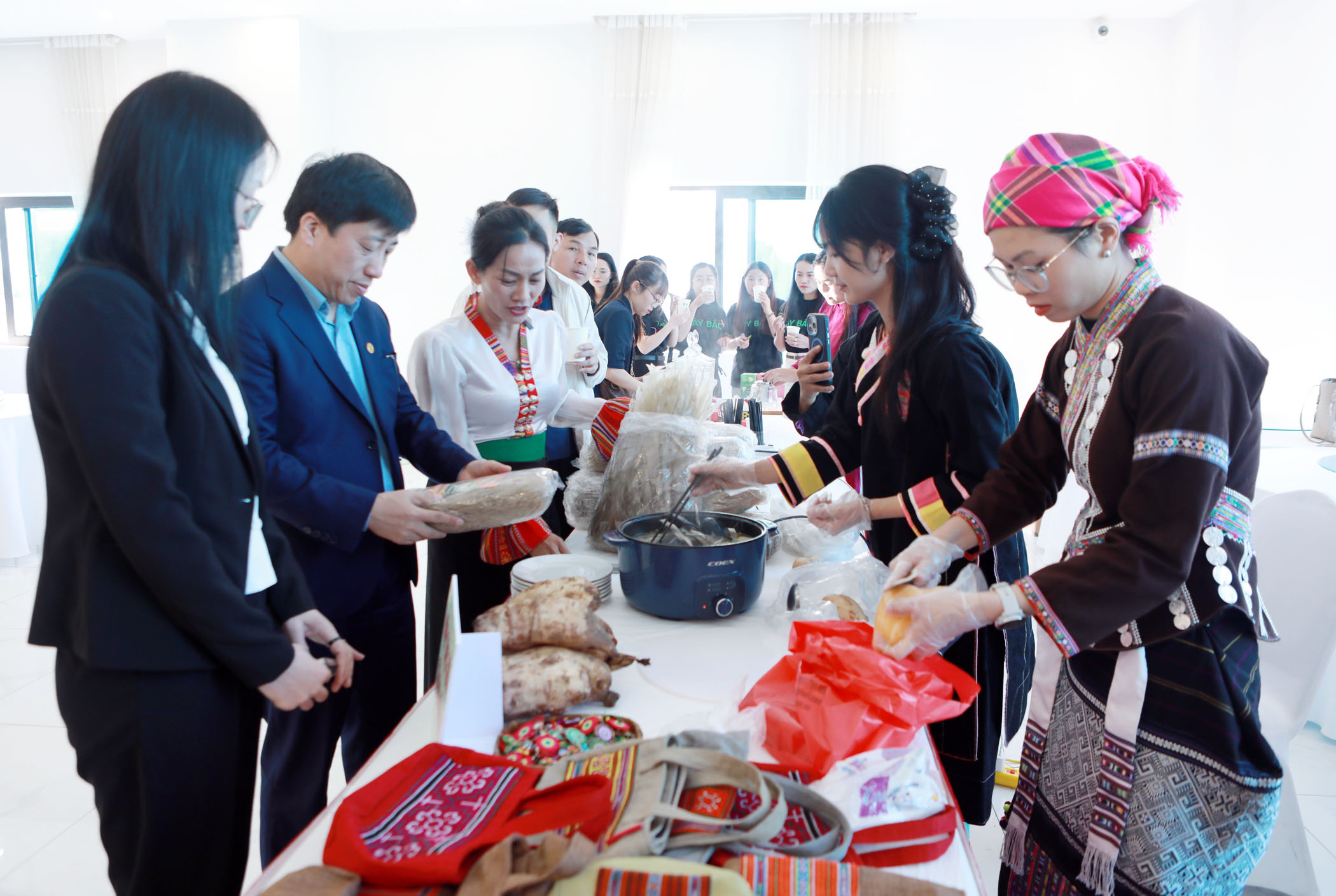 Ngày hội sản phẩm miền núi phía Bắc tại Lai Châu: Mở lối giao thương