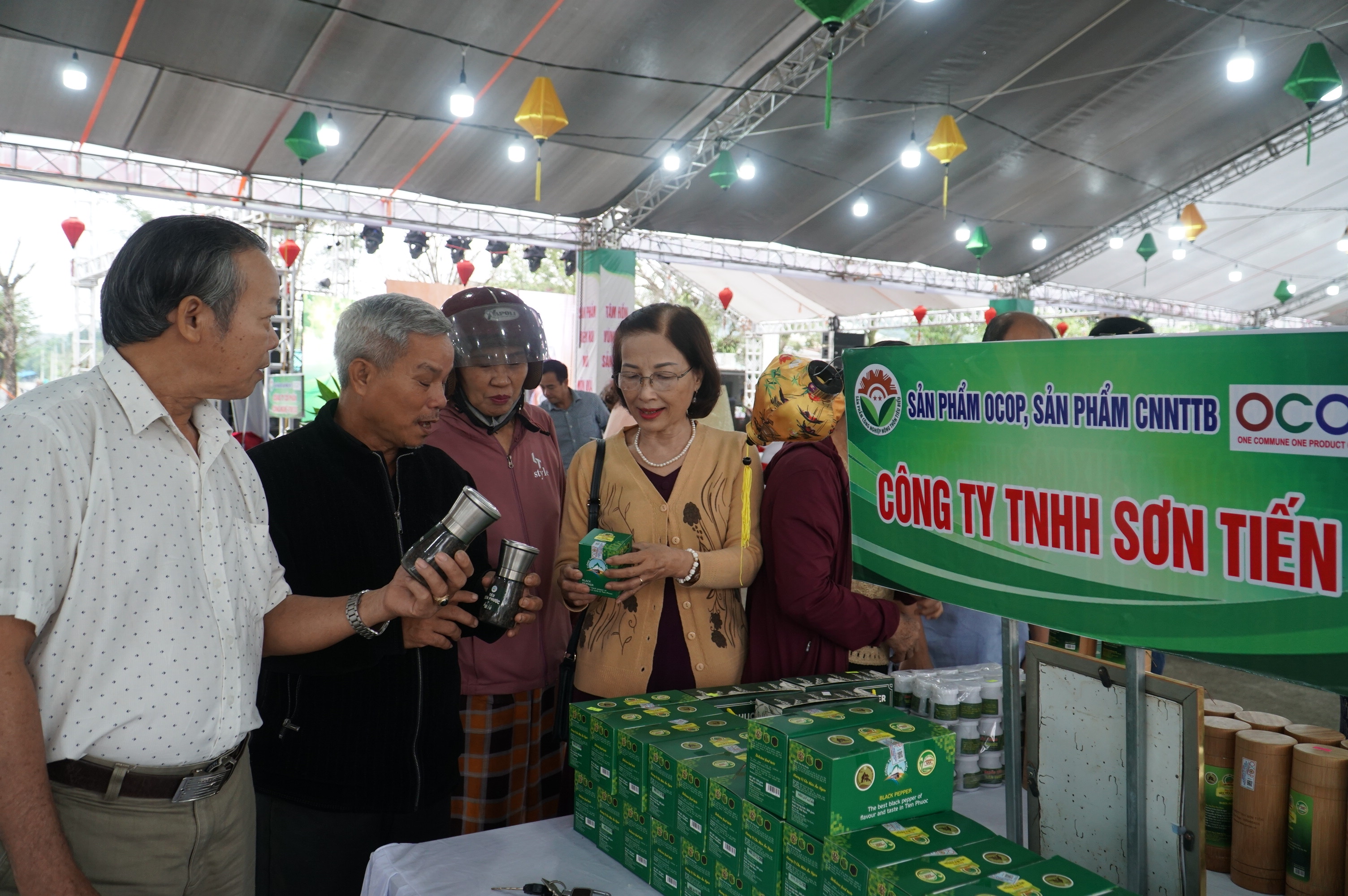 Kết nối giao thương sản phẩm miền núi Đà Nẵng