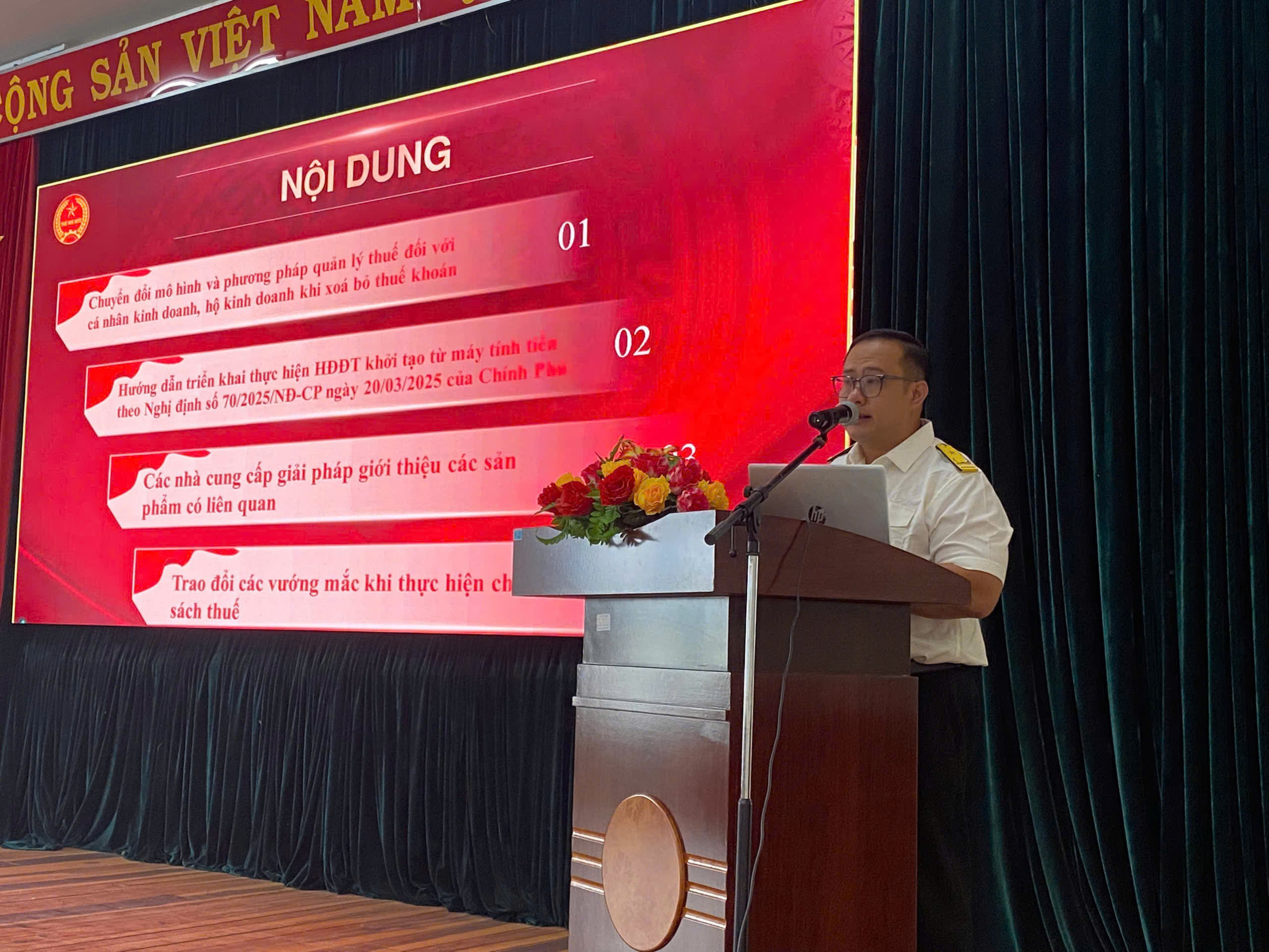 Lâm Đồng hỗ trợ người dân chuyển đổi mô hình quản lý thuế