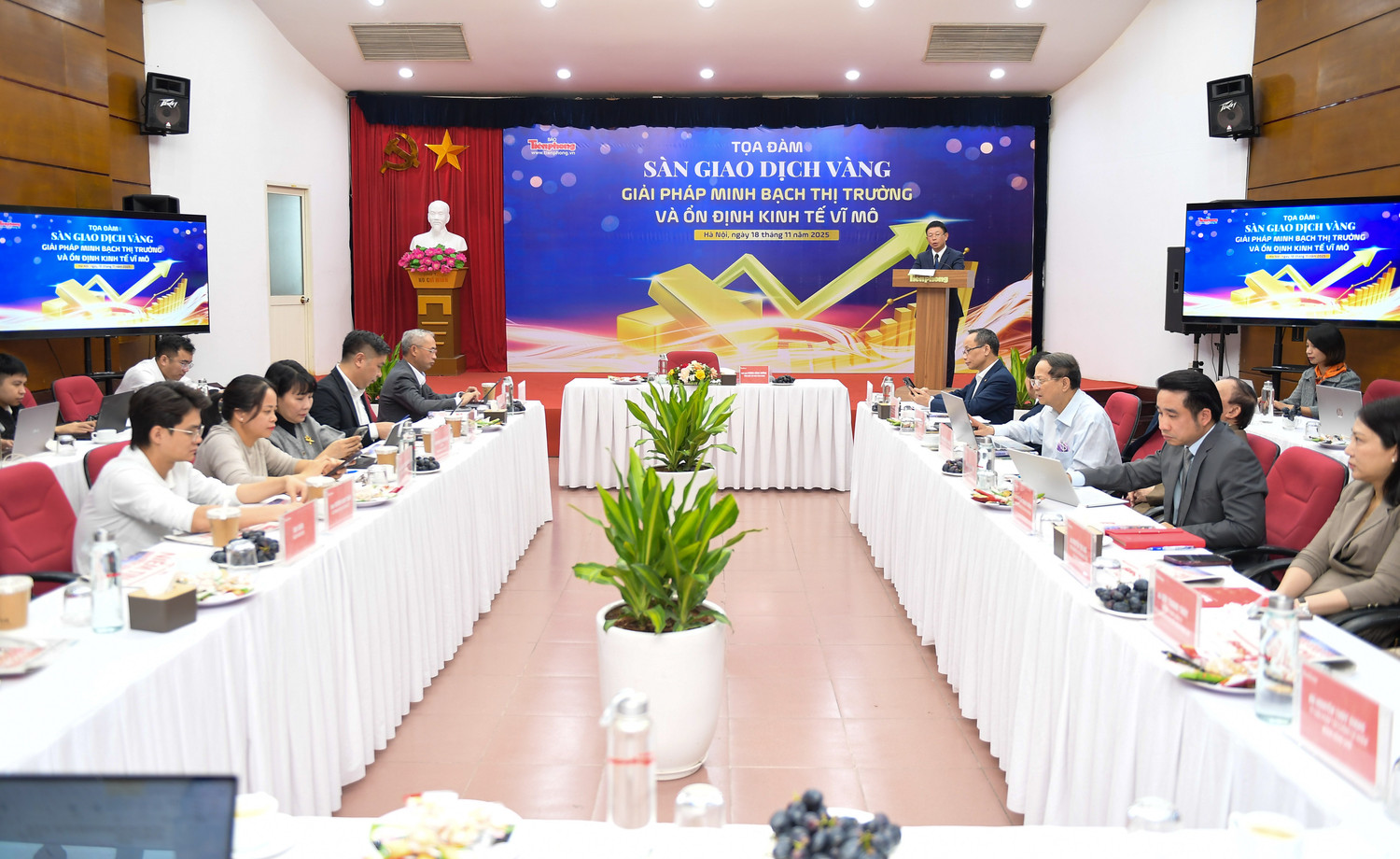 Siết buôn lậu vàng trước biến động giá