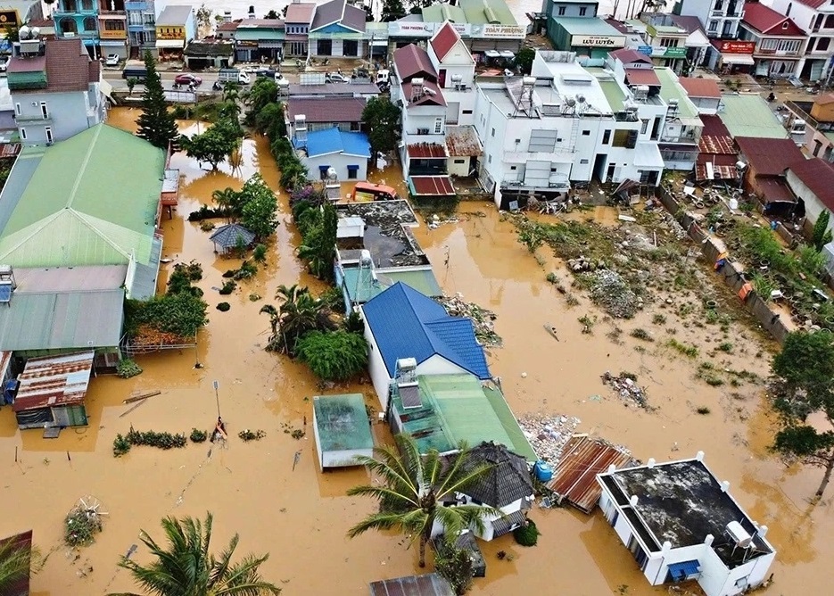 Bộ Công Thương triển khai các giải pháp hỗ trợ người dân vùng lũ