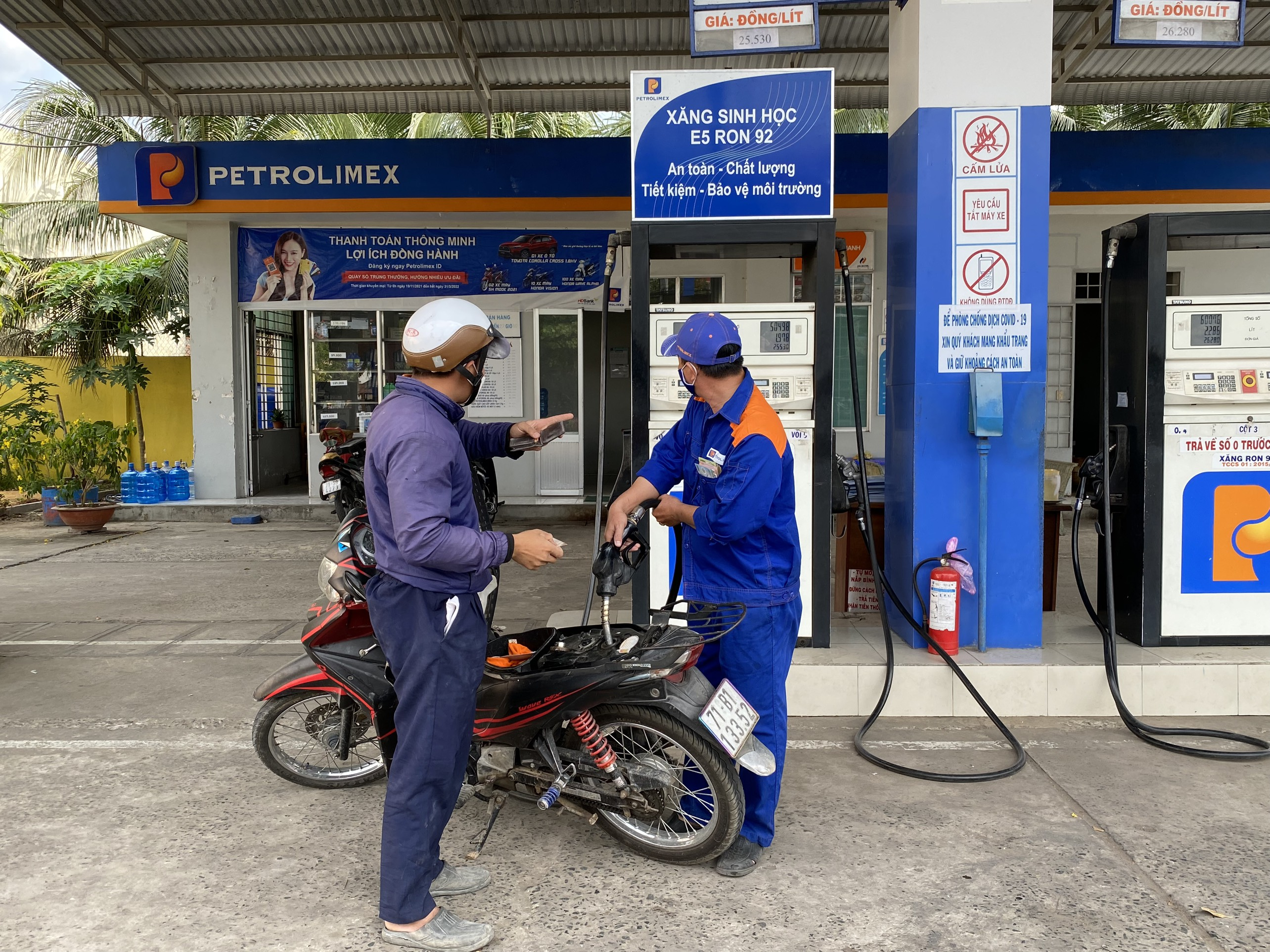 Bộ Công Thương lấy ý kiến cho quy định xử phạt lĩnh vực xăng dầu, khí