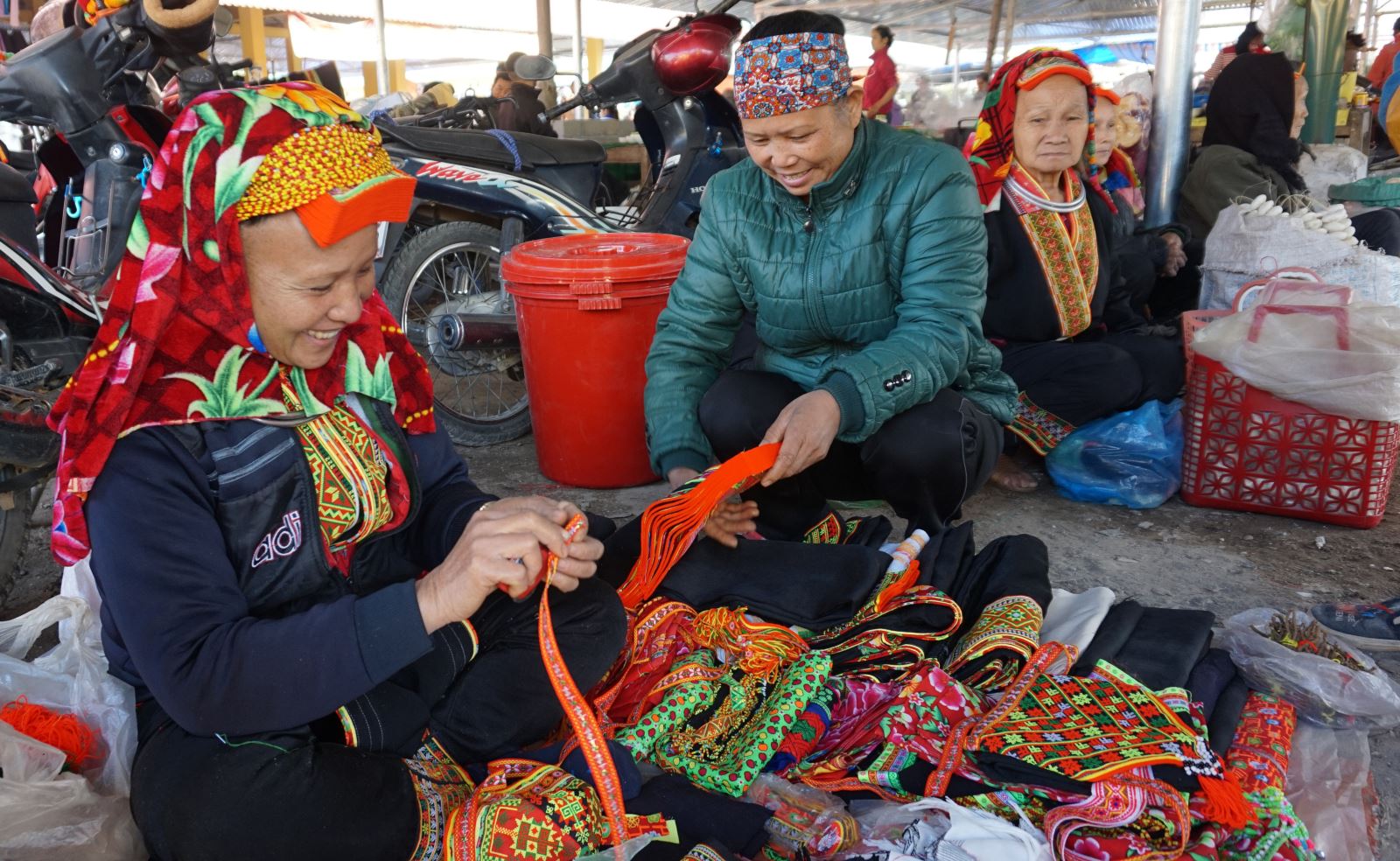 Thái Nguyên đầu tư hạ tầng chợ: Mở lối giao thương đồng bào vùng cao