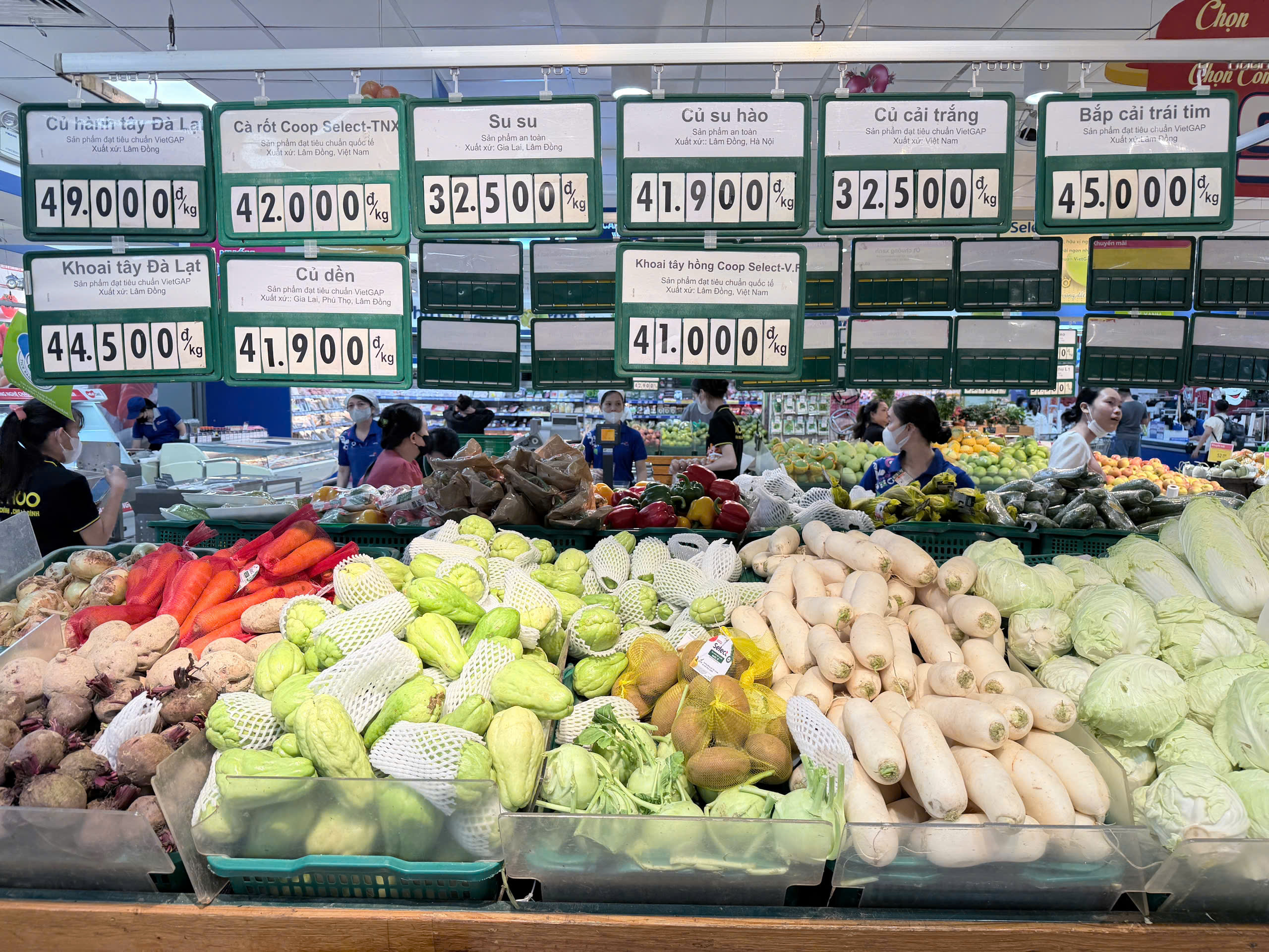 TP. Hồ Chí Minh: Đảm bảo nguồn cung rau xanh, bình ổn giá