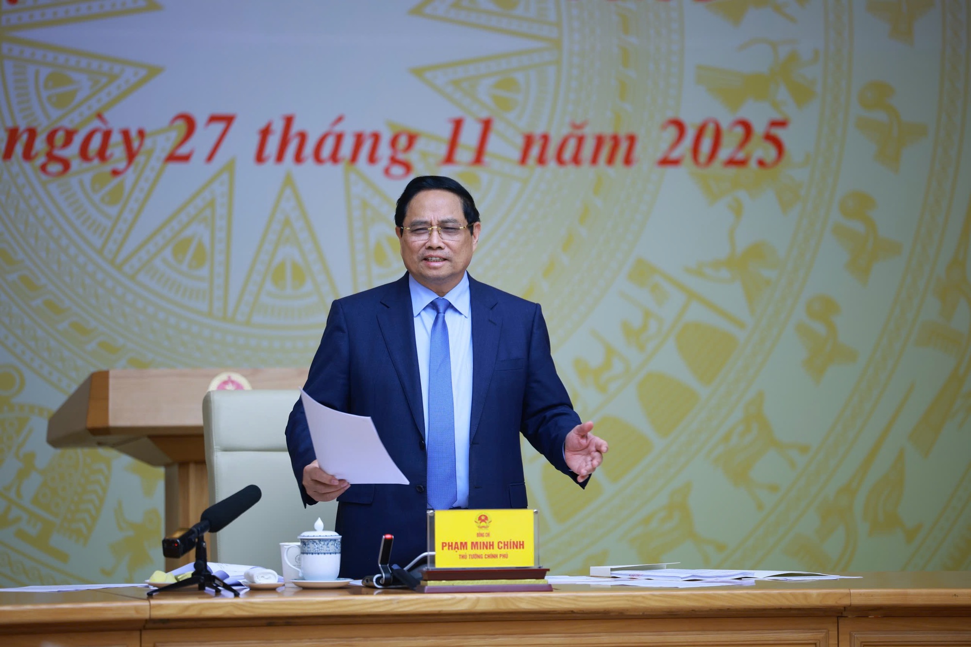 Khen thưởng kịp thời những hành động anh hùng, tôn vinh giá trị cốt lõi của dân tộc