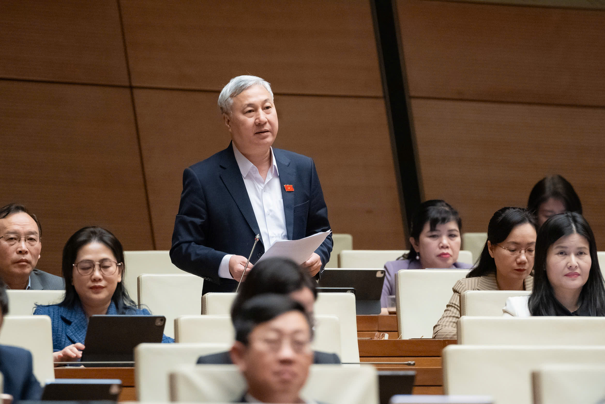 Đại biểu Quốc hội: Nuôi dưỡng trí tuệ nhân tạo bằng những giá trị Việt Nam