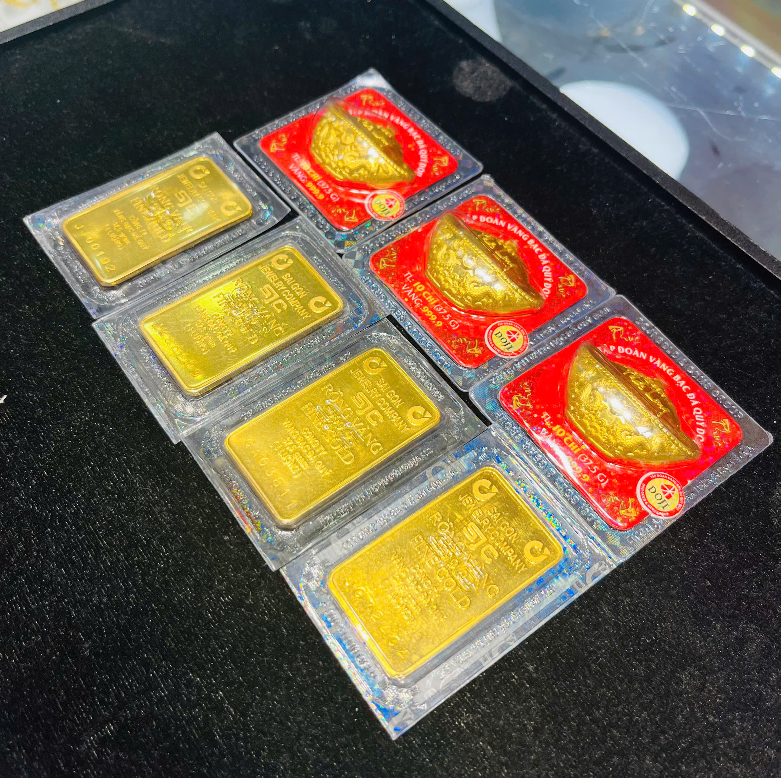 Giá vàng hôm nay 28/11/2025: Rời khỏi mức cao gần hai tuần