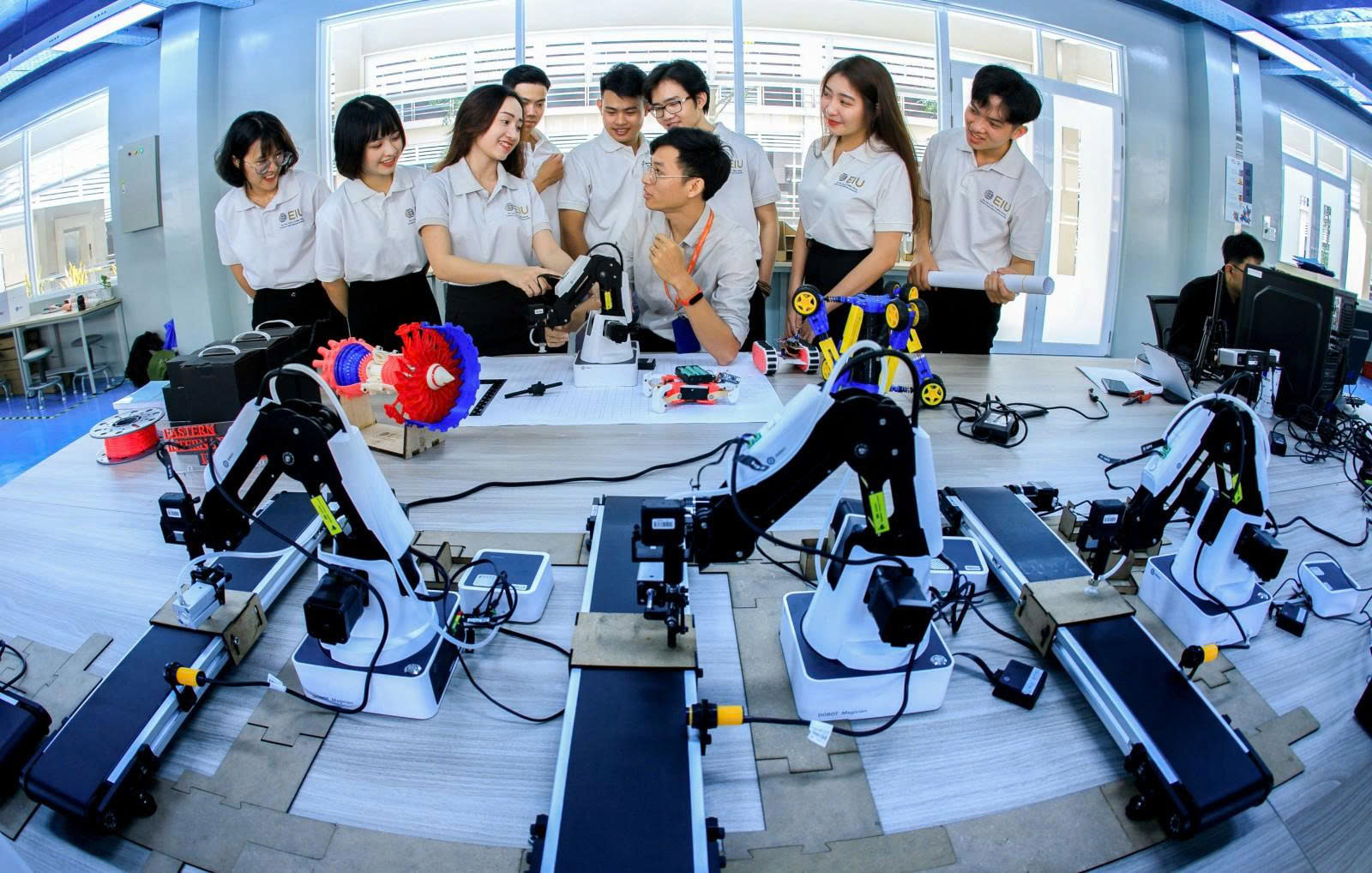 Sửa đổi quy chế thi khoa học kỹ thuật để bảo đảm minh bạch, công bằng