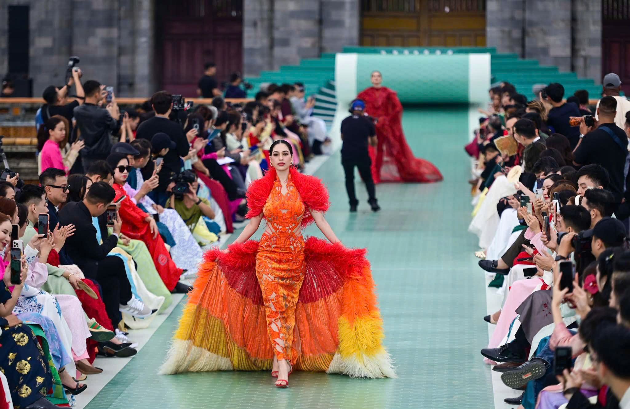 Miss Cosmo 2025 mở màn tại Cố đô Huế