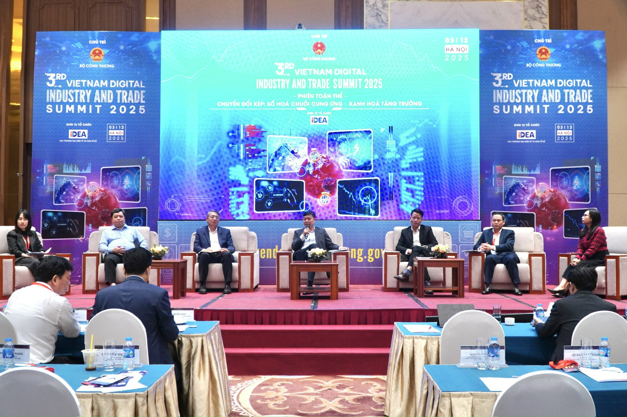 Đẩy mạnh chuyển đổi số ngành Công Thương để tạo giá trị thiết thực