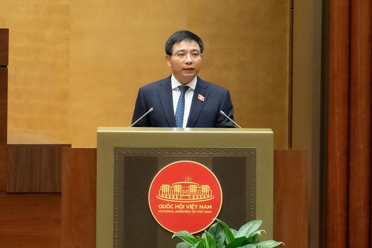  Quốc hội biểu quyết thông qua Luật Đầu tư (sửa đổi)