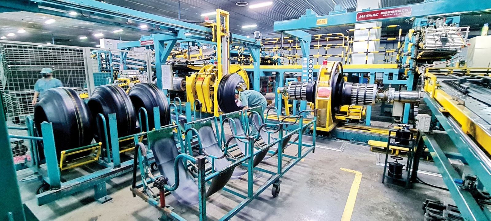 Khắc phục 'điểm nghẽn', nâng tầm ngành công nghiệp hoá chất