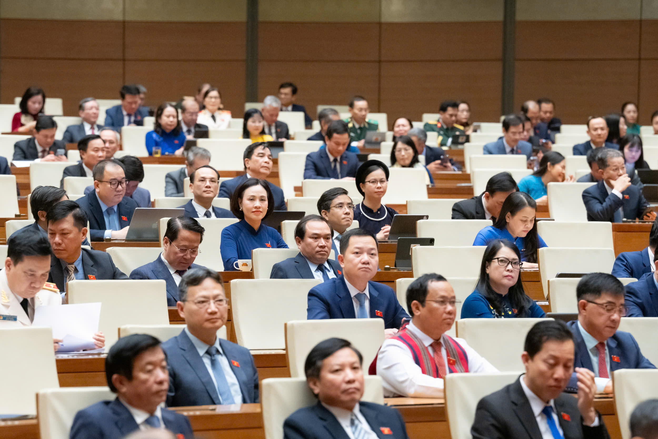 Điều chỉnh một số loại phụ cấp, mức lương cơ sở, lương hưu