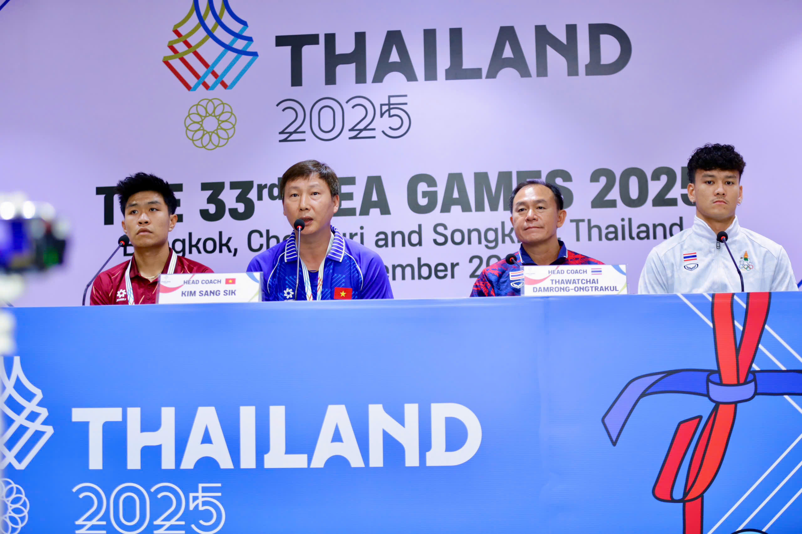 SEA Games 33: HLV Kim Sang-sik đánh giá thế nào về U22 Thái Lan?