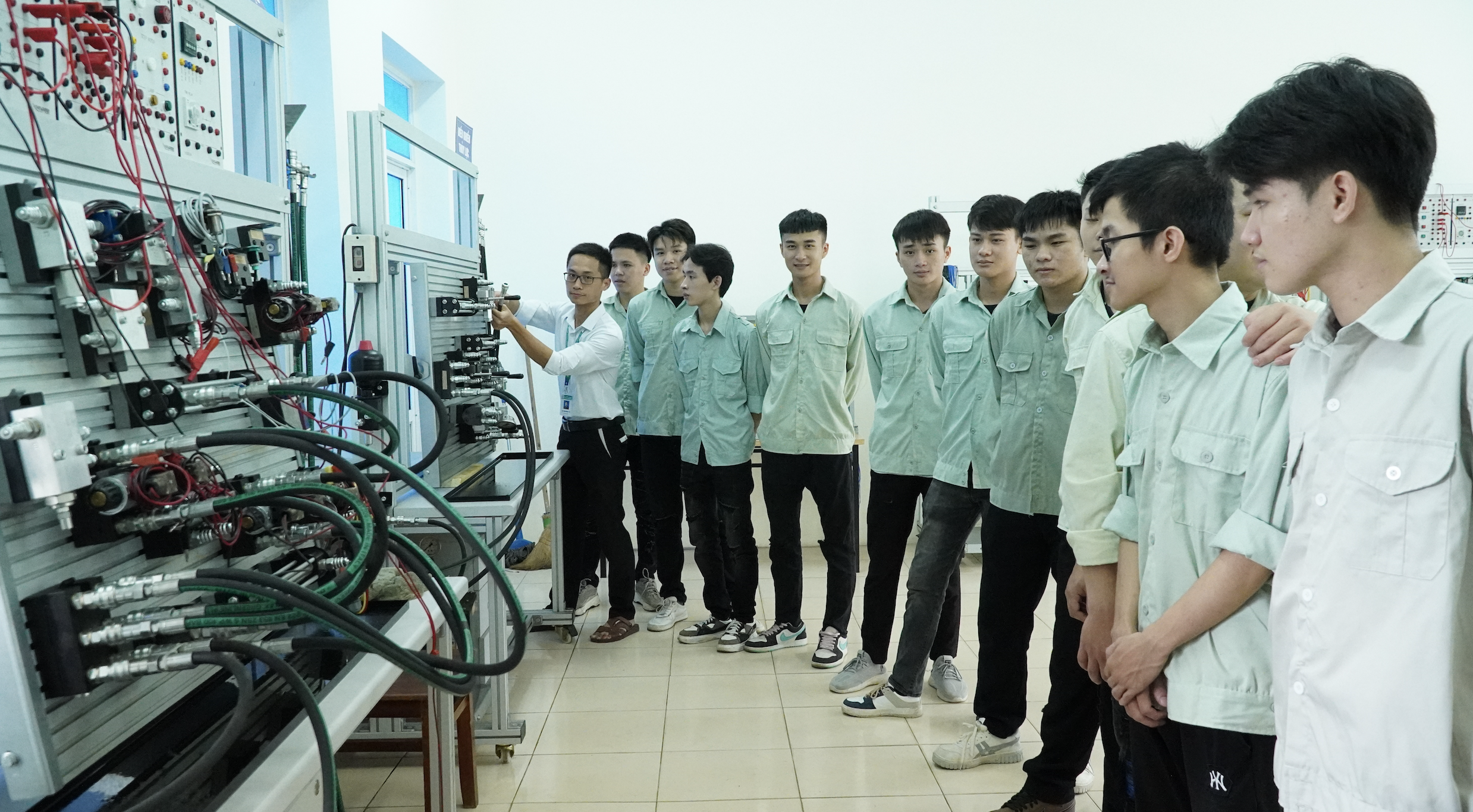 Khối trường Bộ Công Thương tạo nguồn nhân lực cho các ngành mũi nhọn