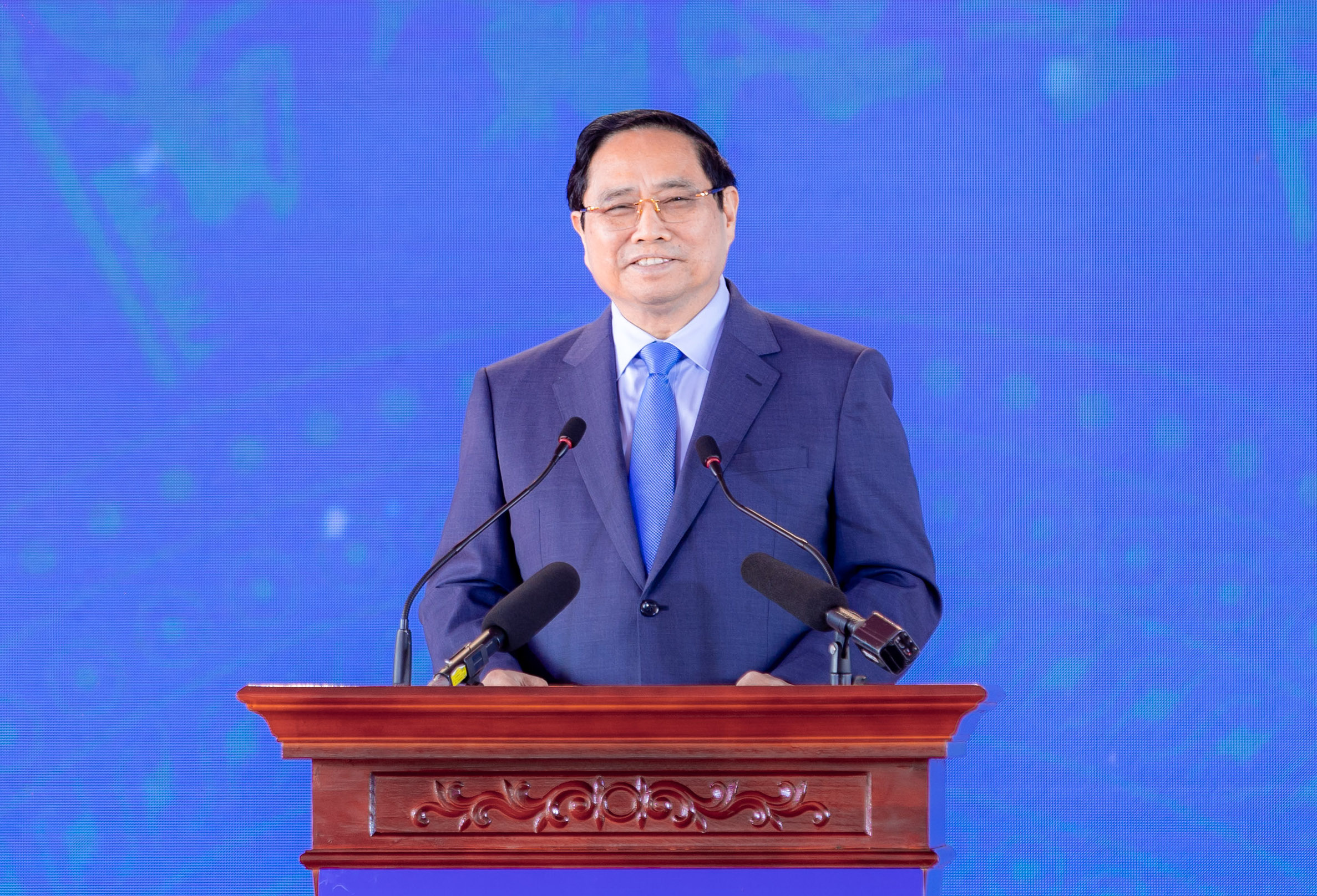 Thủ tướng: Hạ tầng chiến lược tạo nền tảng cho phát triển giai đoạn mới