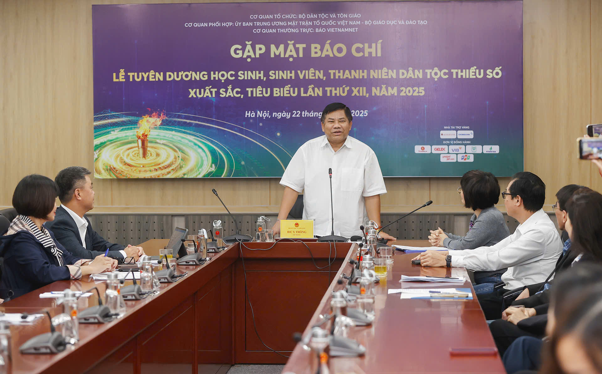 Tuyên dương 145 học sinh, sinh viên dân tộc thiểu số tiêu biểu 2025