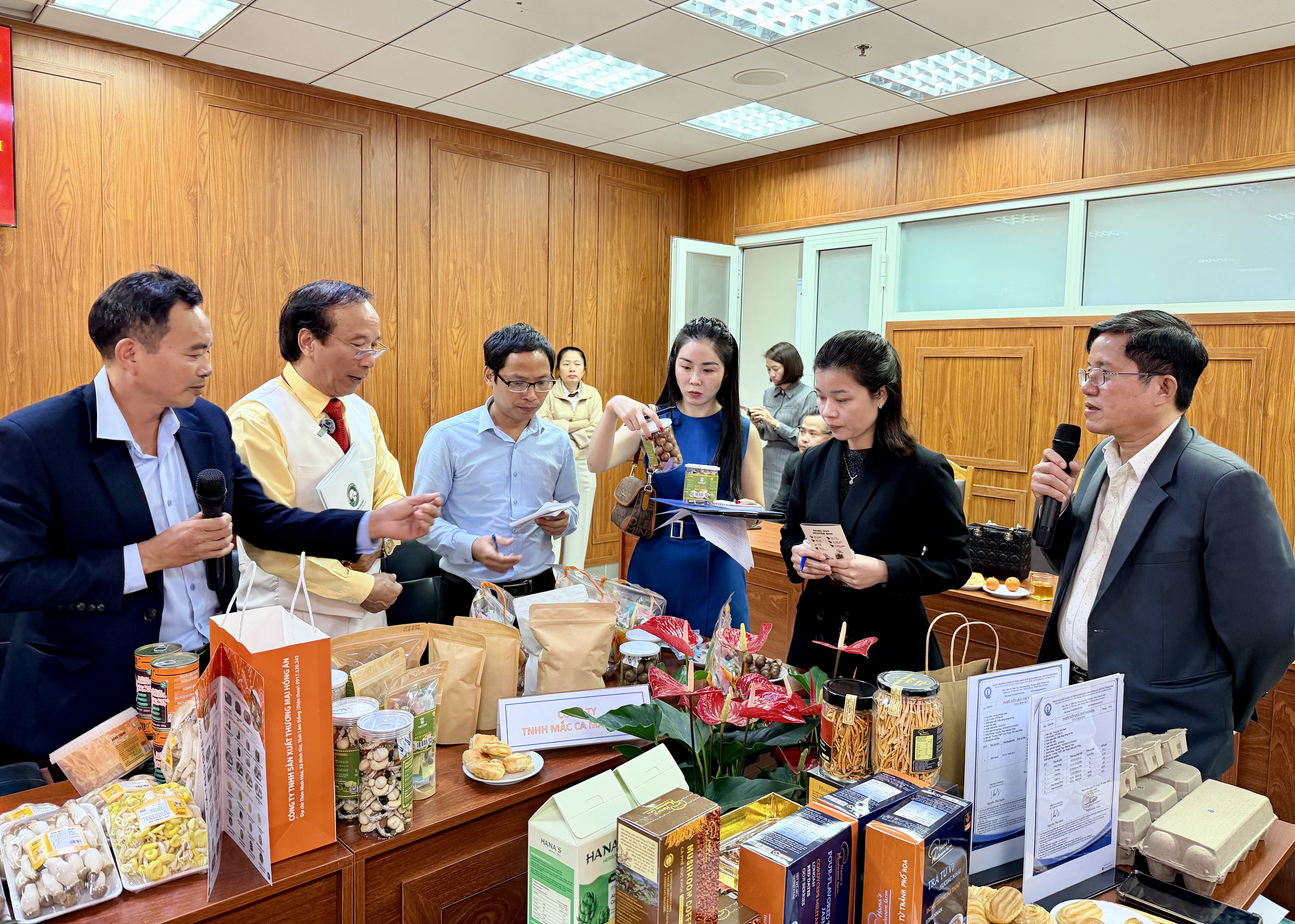 Lâm Đồng: 30 doanh nghiệp kết nối giao thương với tập đoàn Hương Sen