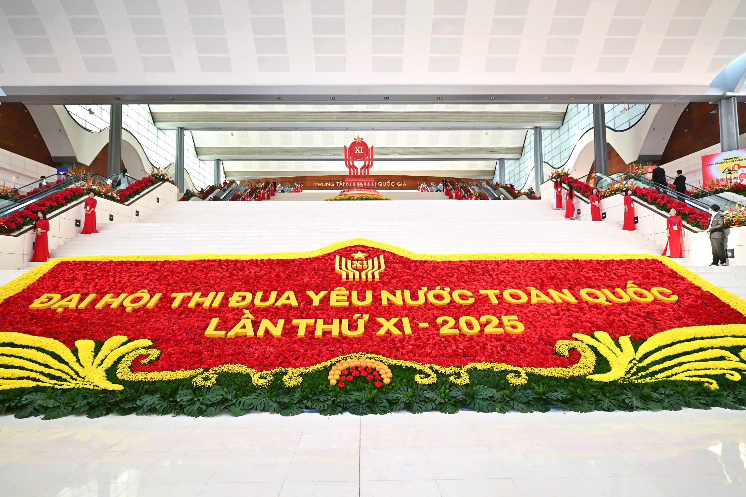 Khai mạc trọng thể Đại hội Thi đua yêu nước toàn quốc lần thứ XI