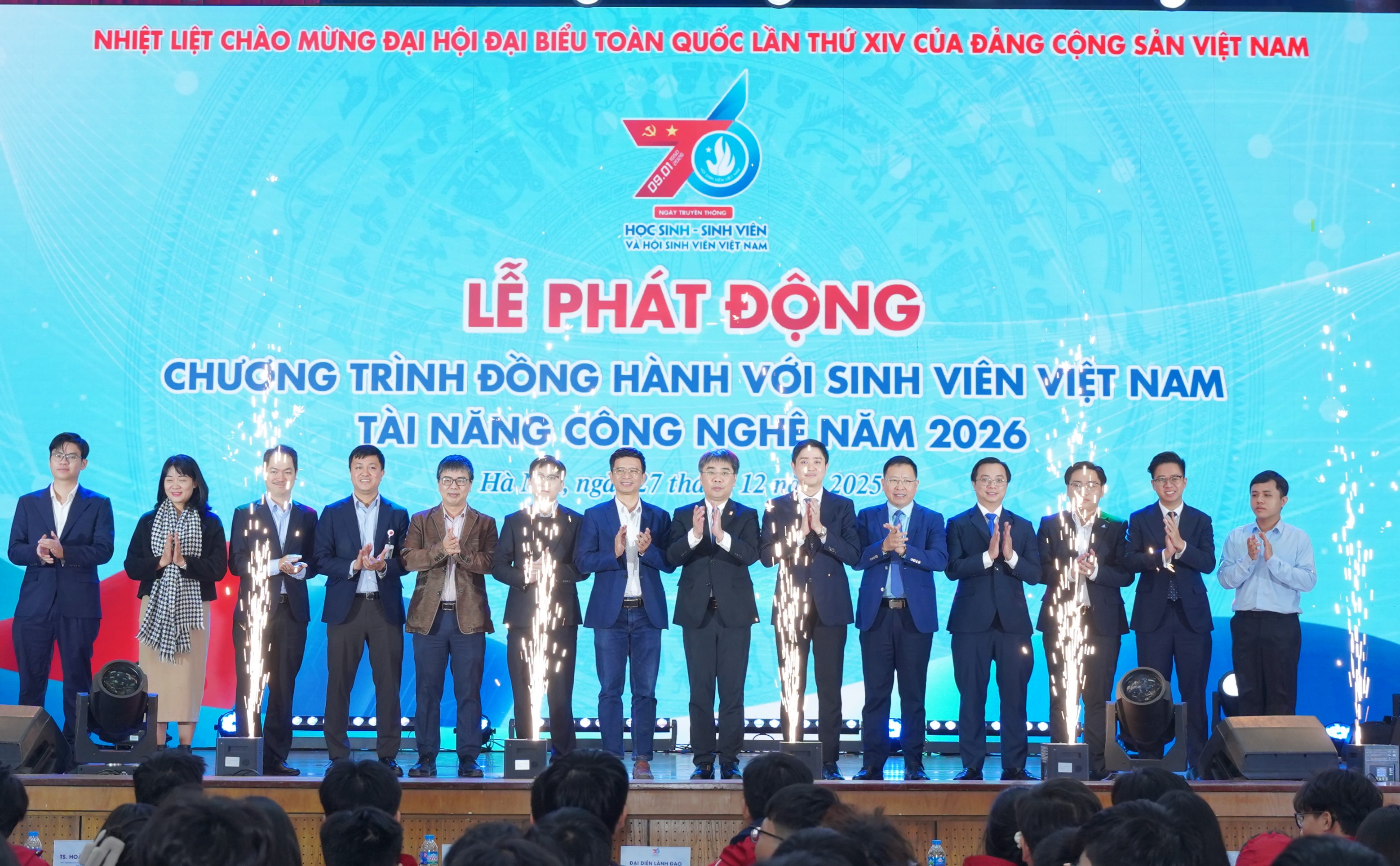 Bệ phóng cho sinh viên đổi mới sáng tạo, làm chủ công nghệ chiến lược