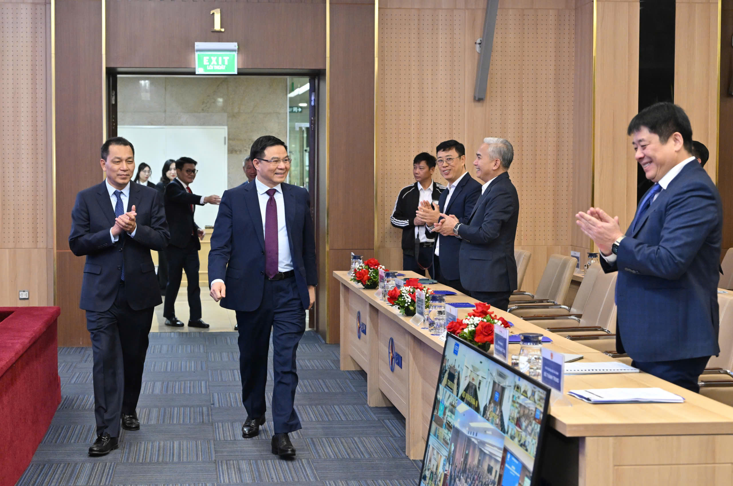 Hội nghị tổng kết EVN năm 2025, triển khai nhiệm vụ năm 2026