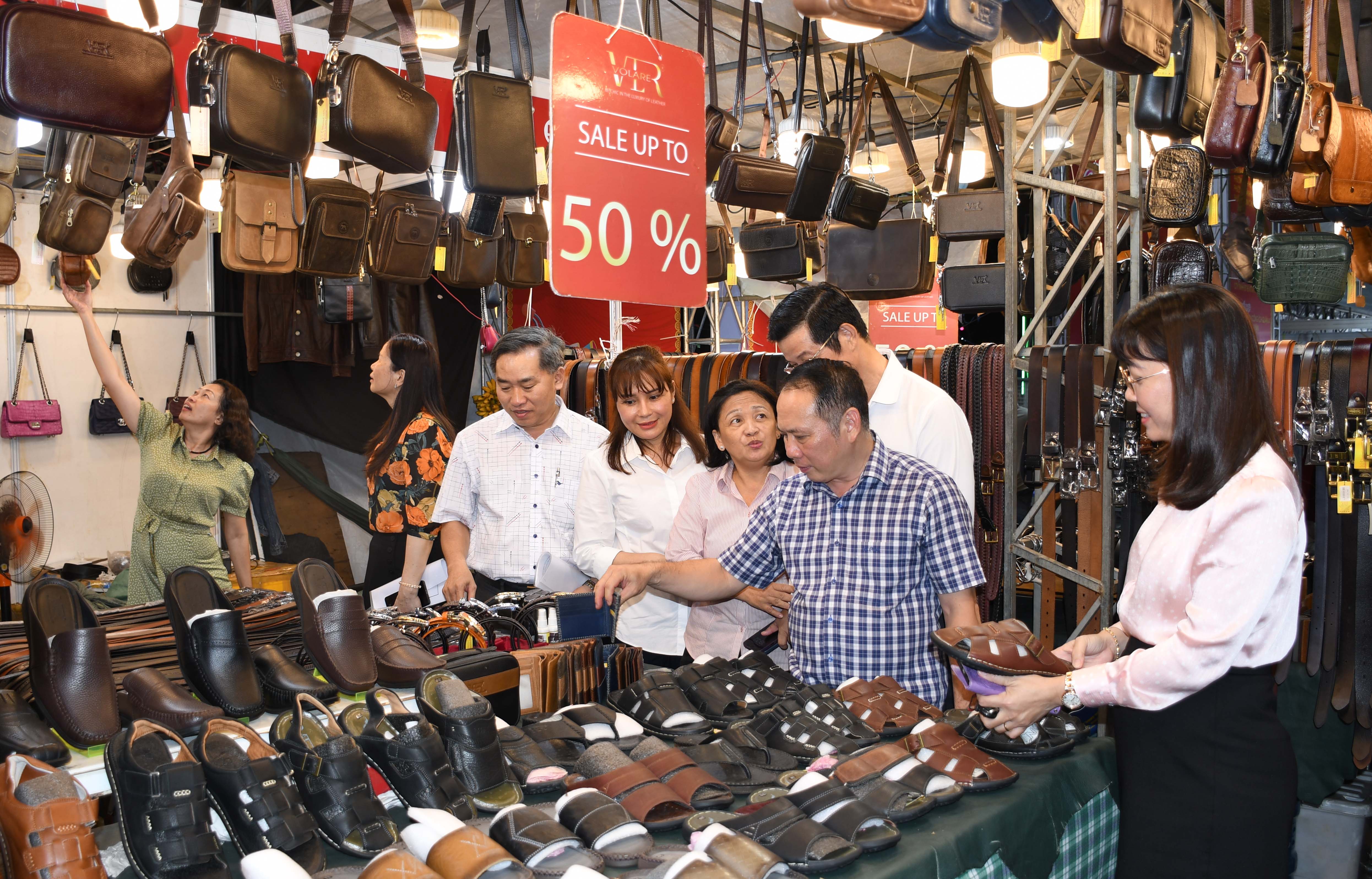 Rộn ràng mua sắm Xuân 2026: Điểm hẹn kết nối hàng Việt 