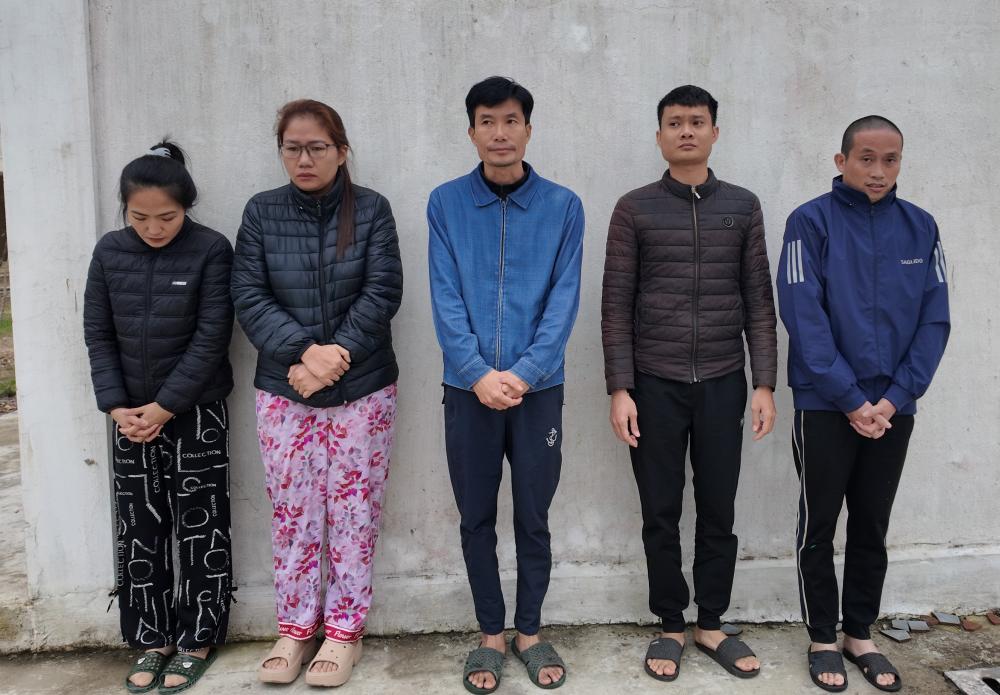 Triệt phá đường dây buôn thuốc lá giả, sản xuất tại Campuchia
