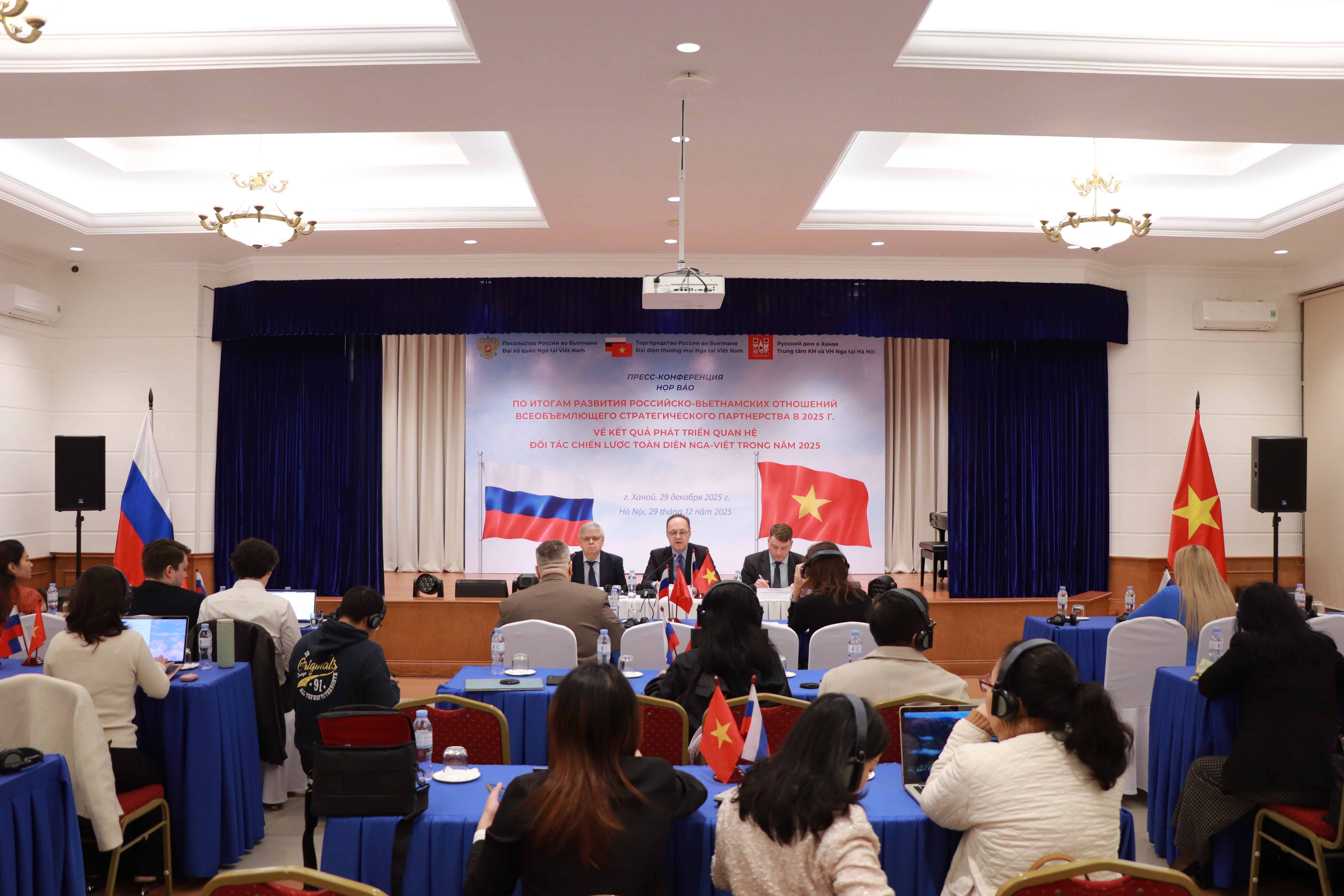 Việt Nam - Nga tăng cường hợp tác toàn diện trên nhiều lĩnh vực