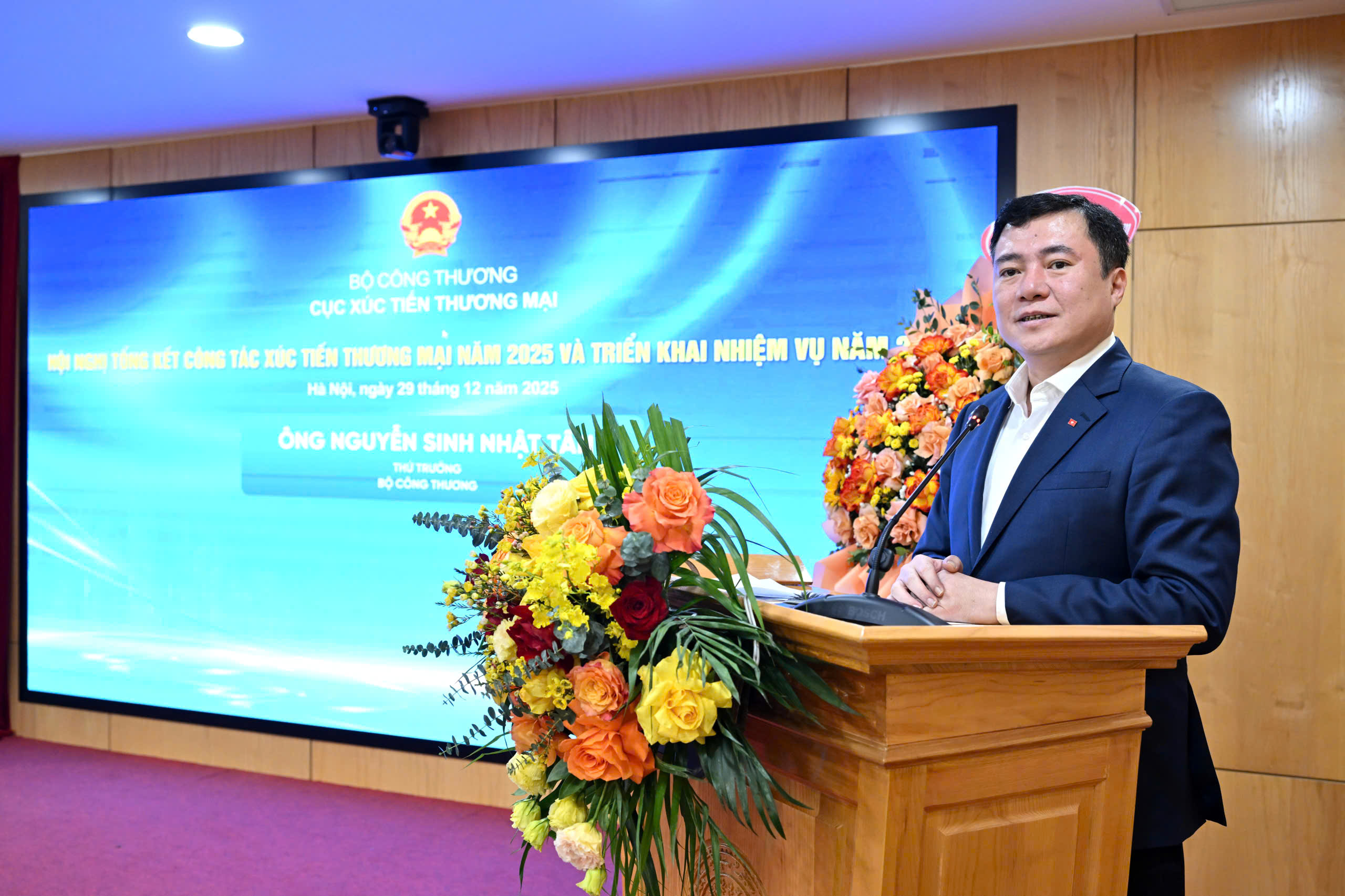 Thứ trưởng Nguyễn Sinh Nhật Tân: Xúc tiến thương mại là 'bệ phóng' cho tăng trưởng 