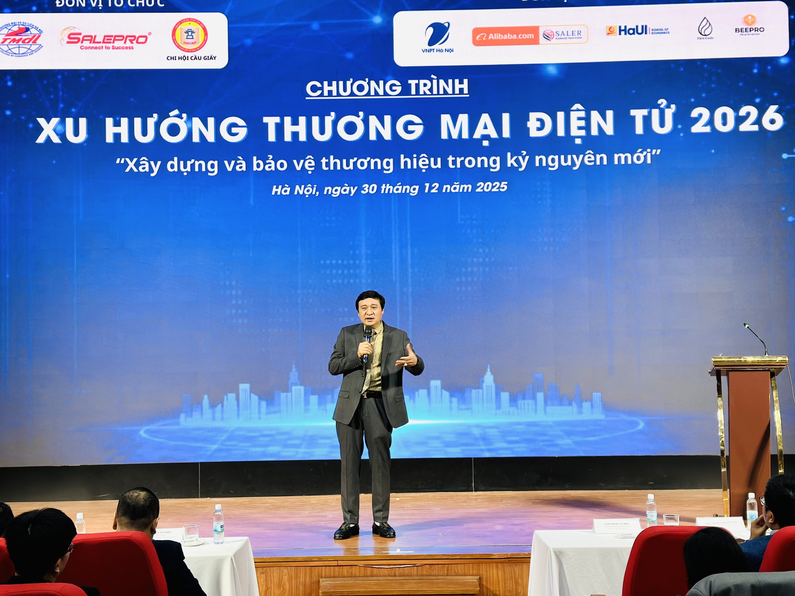 Kết nối hệ sinh thái, kiến tạo giá trị cộng đồng thương mại điện tử