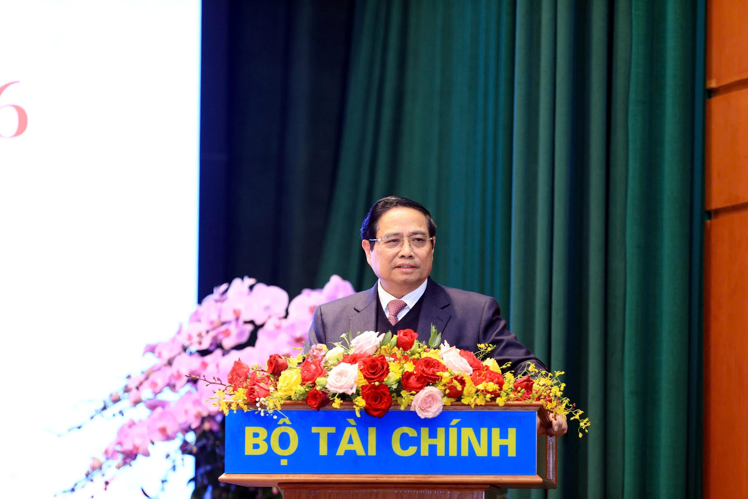 Thủ tướng Phạm Minh Chính: Tập trung nguồn lực cho các dự án lớn