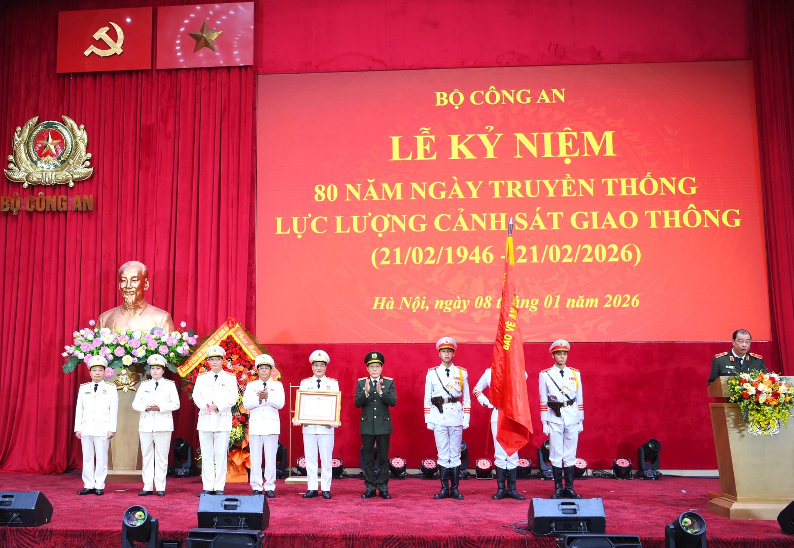 Cục Cảnh sát giao thông đón nhận Huân chương Quân công hạng Nhất