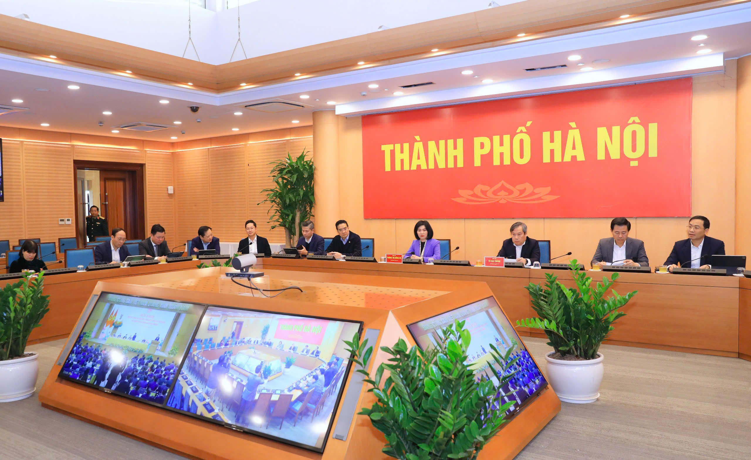 Mỗi ngày Hà Nội thu gần 2.000 tỷ đồng ngân sách