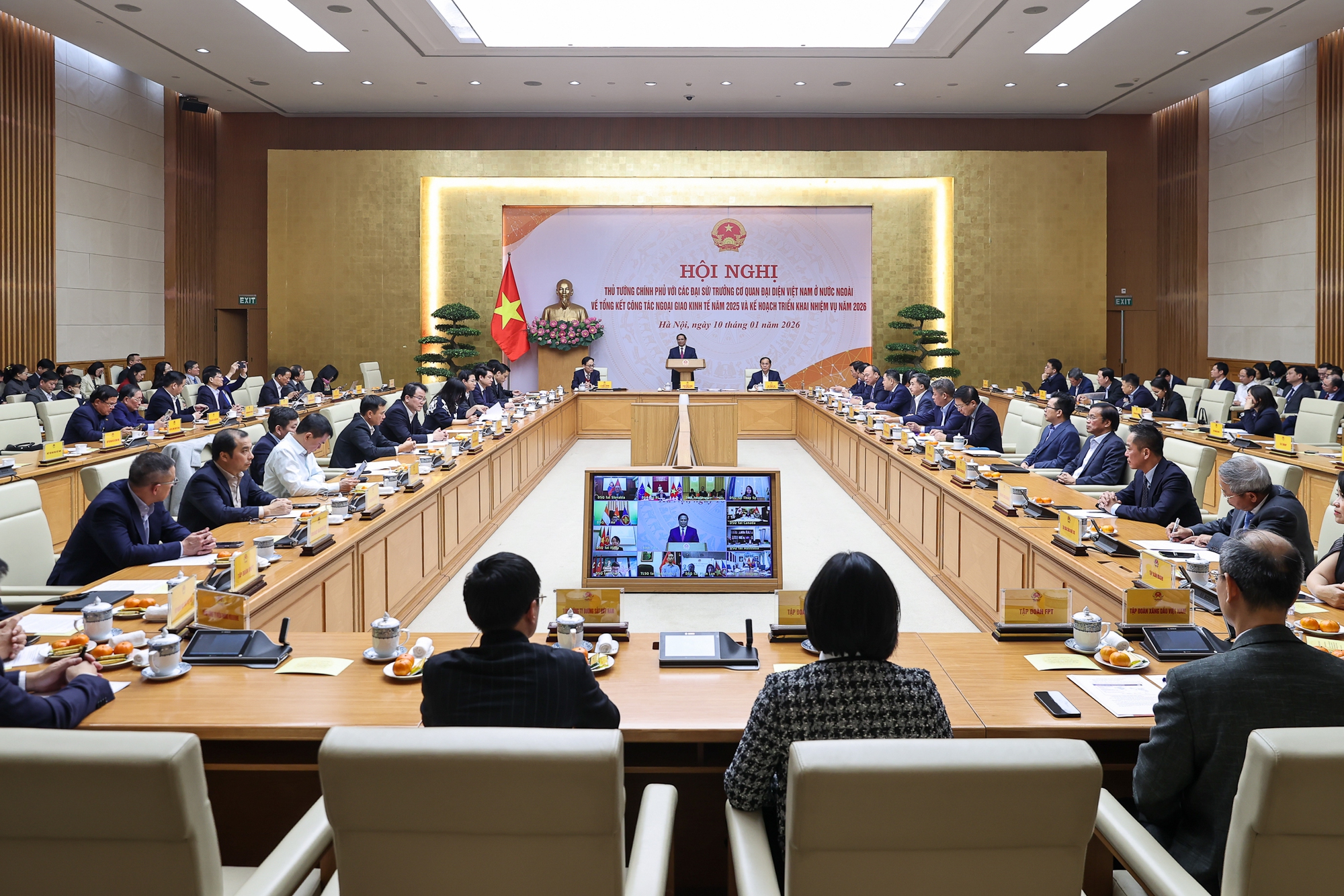 Ngoại giao kinh tế chuyển trạng thái, hướng tới tăng trưởng 2 con số