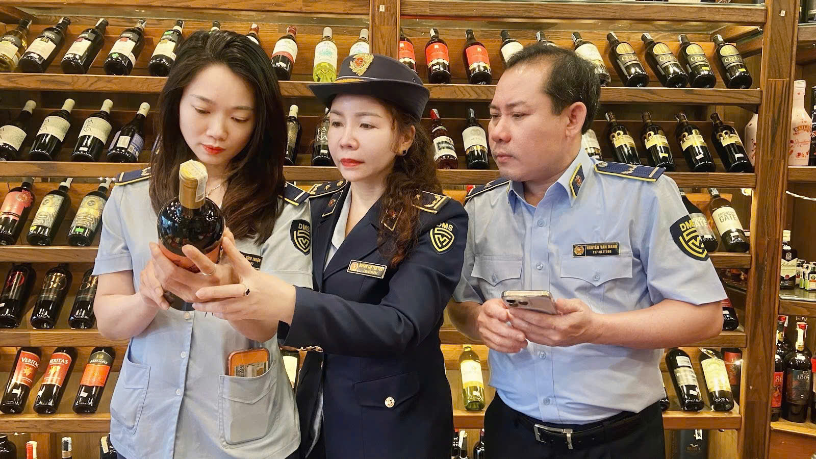 Gia Lai đồng loạt kiểm soát hàng hóa, giá cả trước tết Bính Ngọ 2026