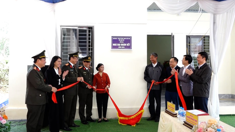 Lạng Sơn: Đẩy nhanh tiến độ xoá nhà tạm, nhà dột nát