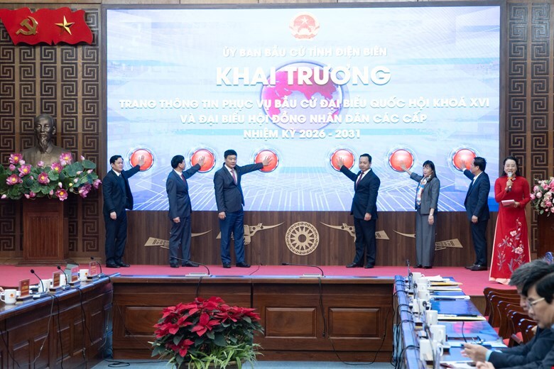 Phó Chủ tịch Quốc hội dự khai trương Trang thông tin điện tử phục vụ bầu cử tỉnh Điện Biên