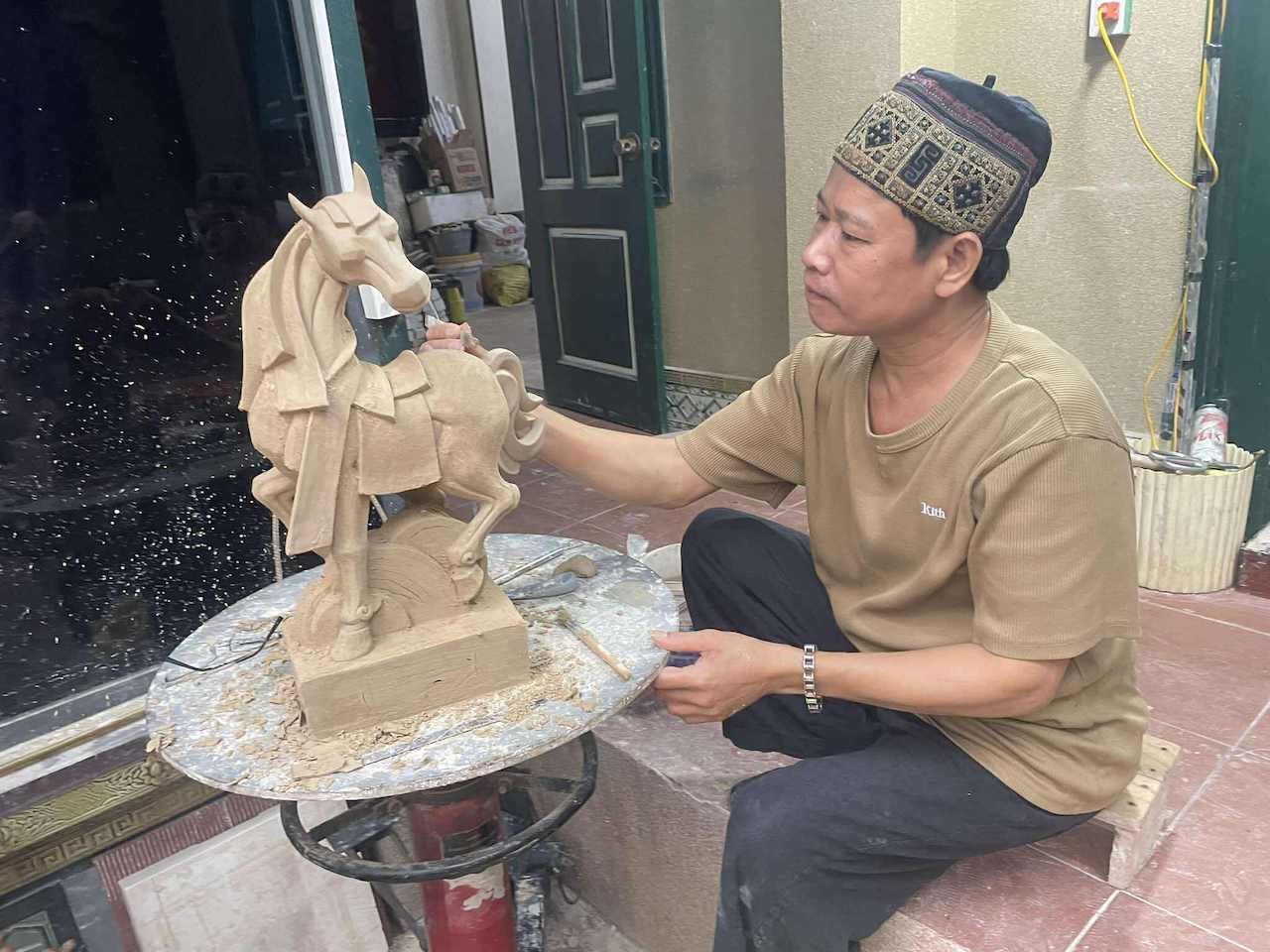 Sản phẩm linh vật ngựa trở thành điểm nhấn trên thị trường quà Tết