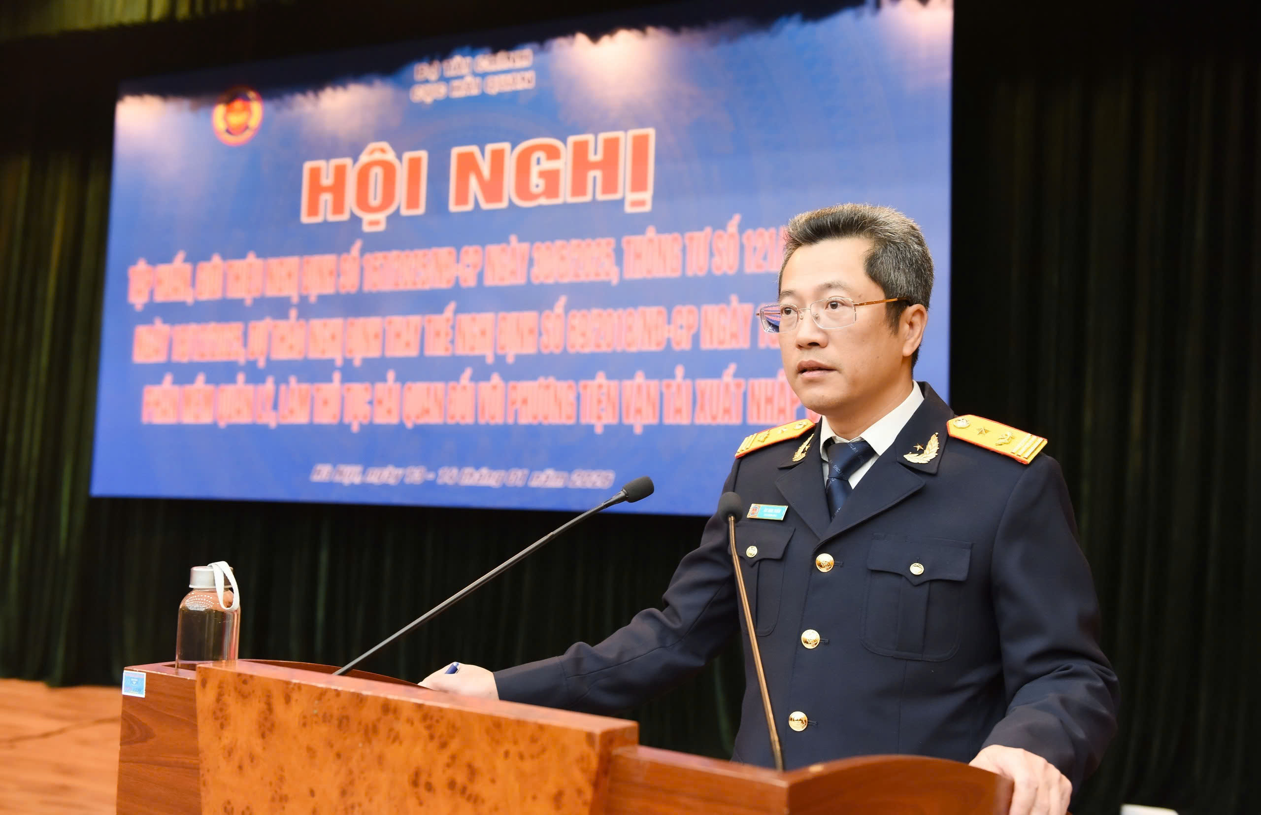 Sửa đổi quy định thủ tục hải quan, thuế tạo thuận lợi xuất nhập khẩu