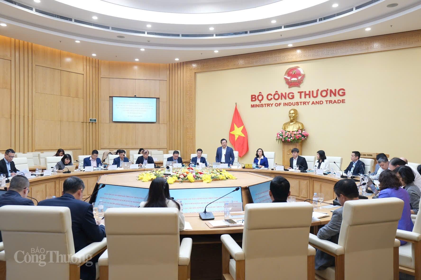 Ban Chính sách, Chiến lược Trung ương làm việc với Bộ Công Thương 