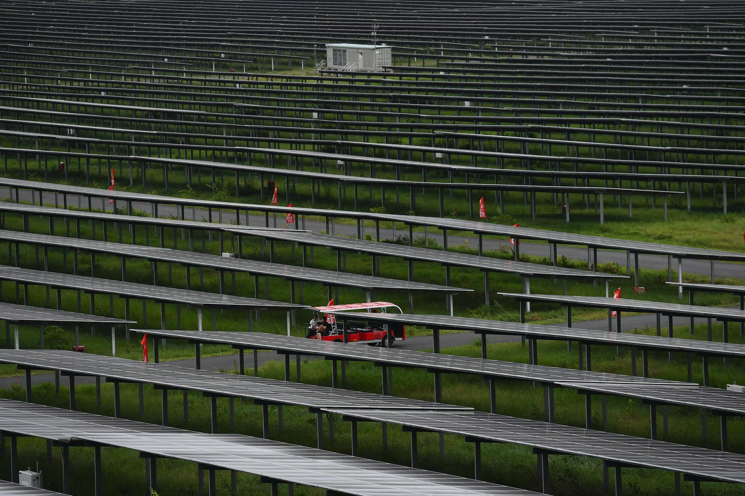 Thương vụ Việt Nam - ‘cầu nối chiến lược’ dẫn dắt dòng vốn đầu tư vào lĩnh vực năng lượng