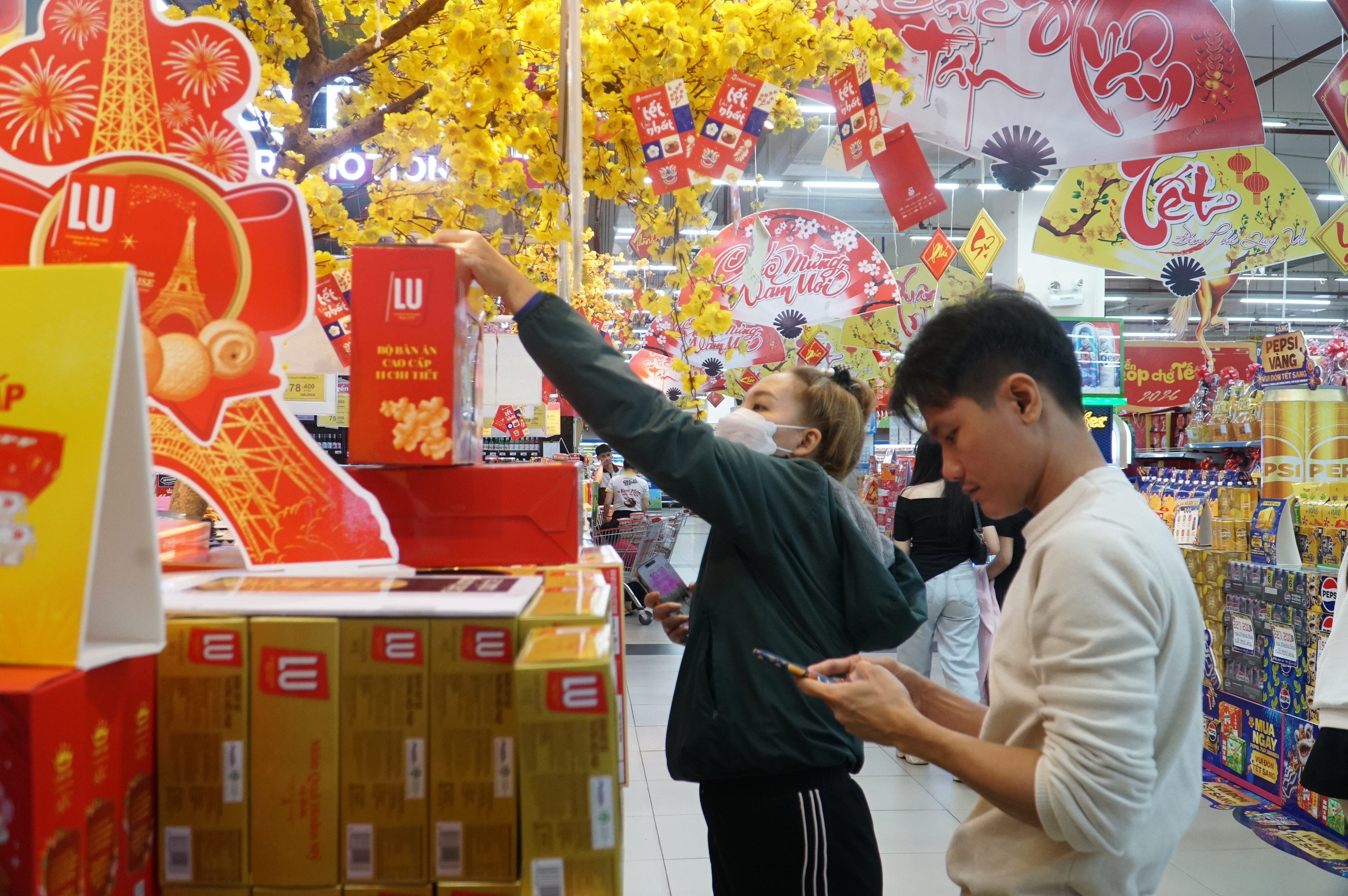 Đà Nẵng: Hàng hóa dồi dào, giá bình ổn phục vụ tết Nguyên đán 2026