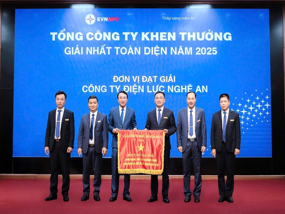 Vững vàng vượt thách thức – dấu ấn điện lực Nghệ An năm 2025