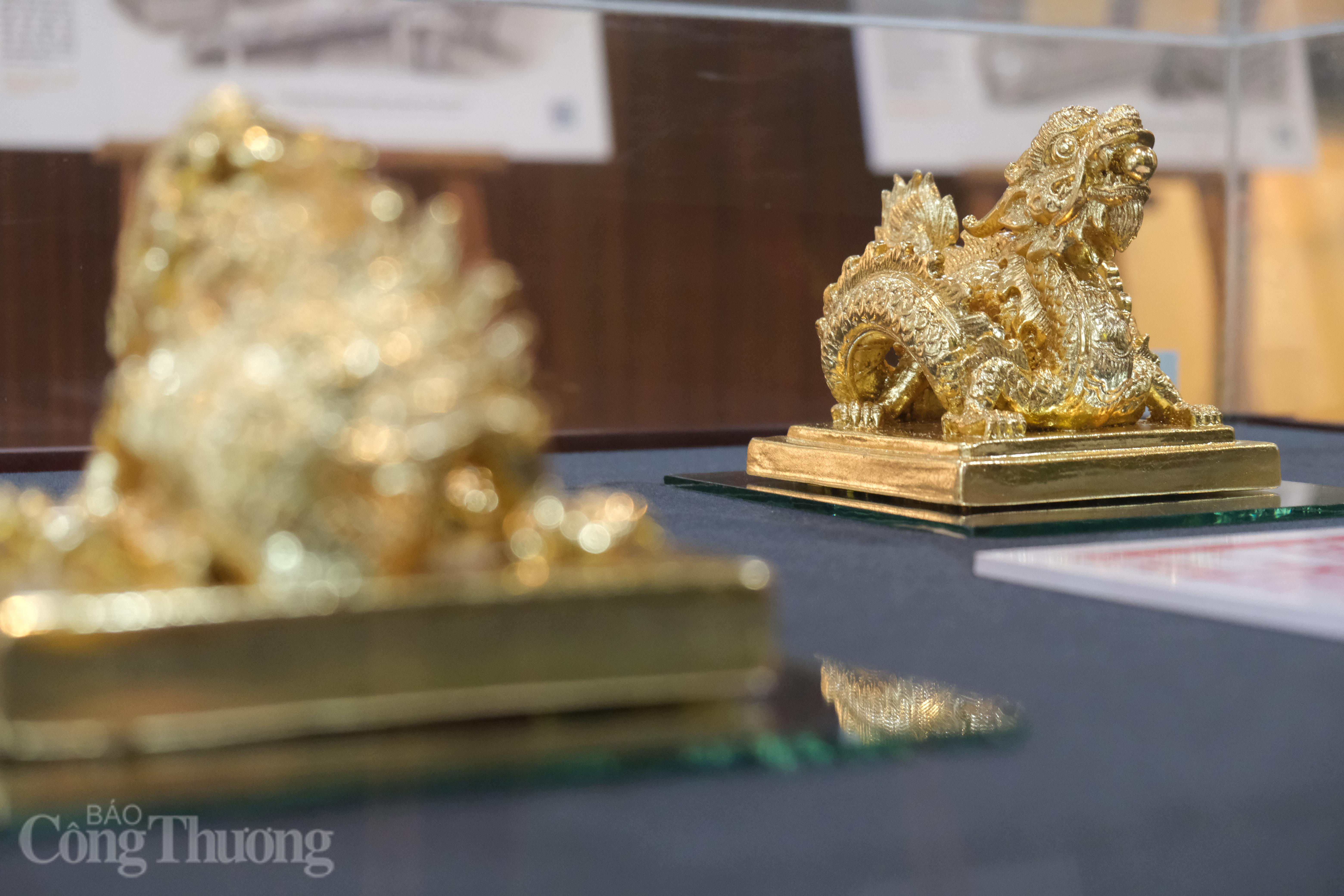 Hà Nội: Chiêm ngưỡng bảo vật quốc gia trong không gian mở